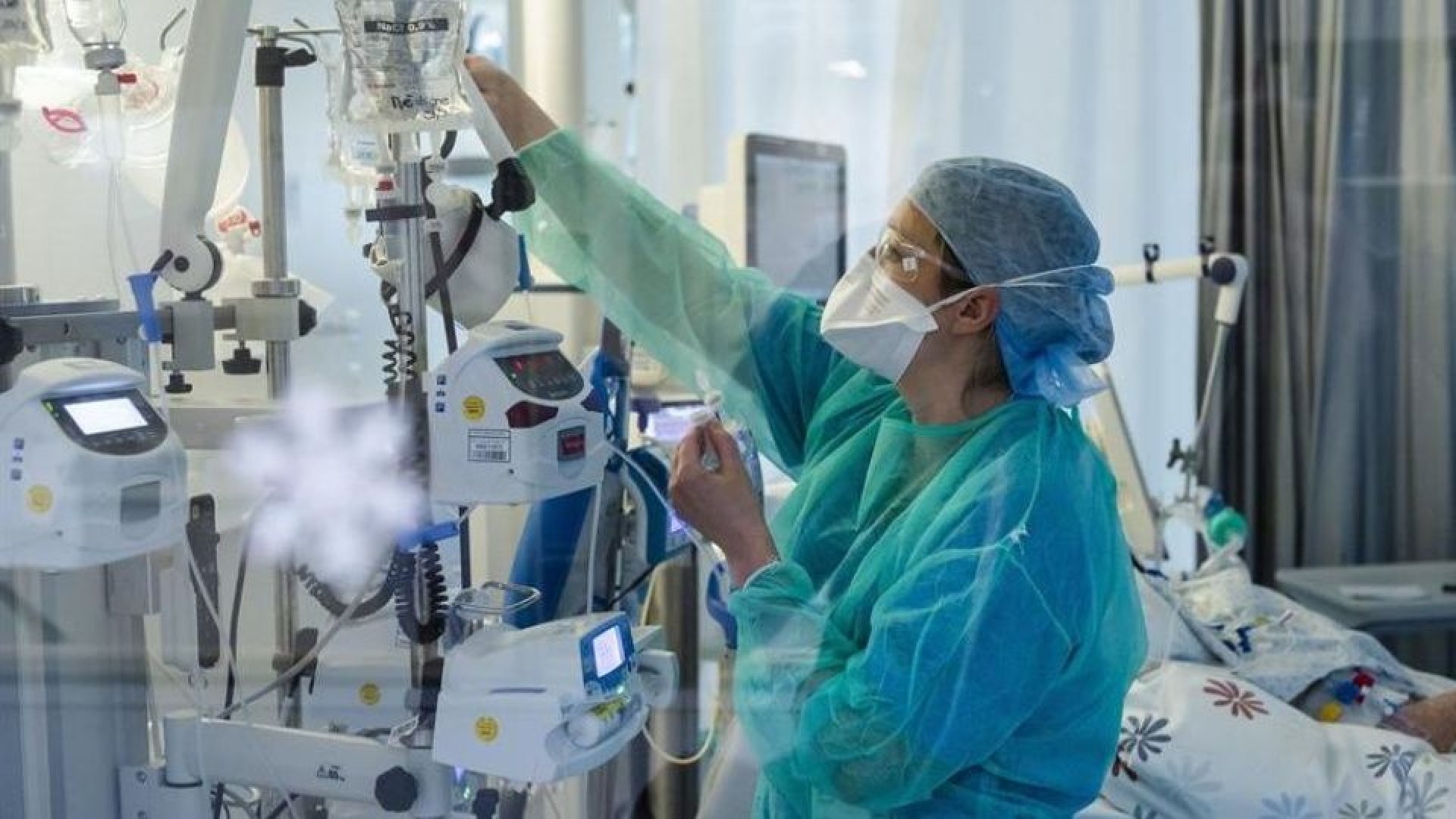 Reportan más de 5 médicos del IMSS contagiados por COVID-19 en México