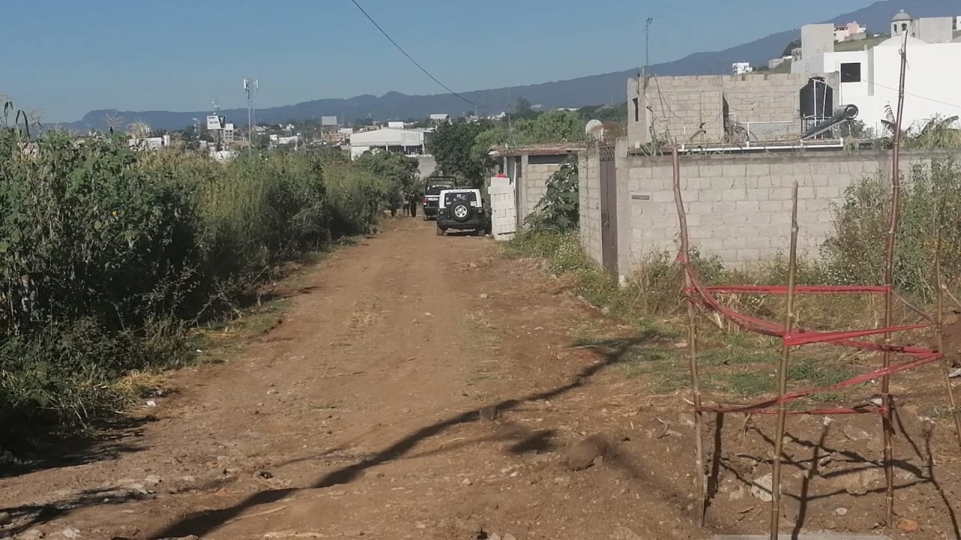 Hallaron un cadáver con un tiro en la cabeza, en la colonia Paraíso Montessori