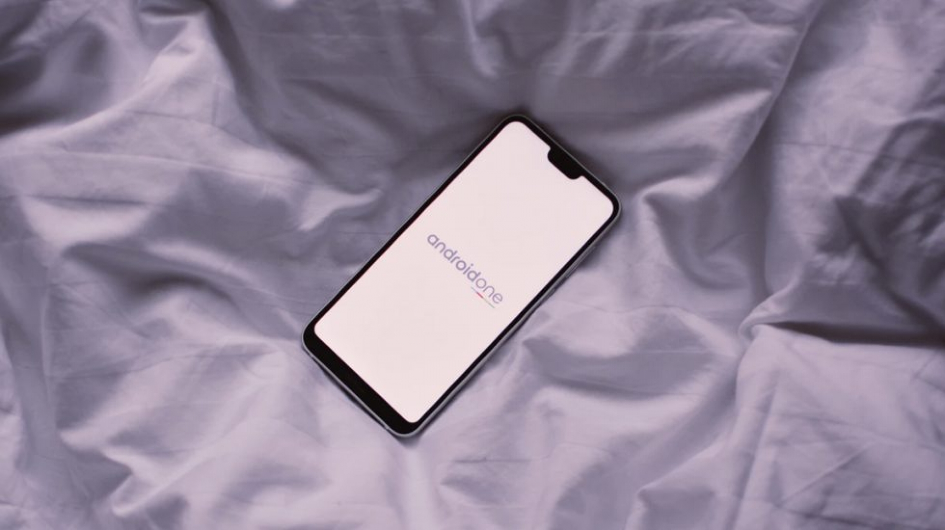 Miles de aplicaciones de Android acceden a ubicación sin permiso