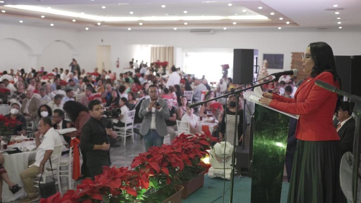 Asisten líderes magisteriales al 'Evento de la unidad 2022' de la sección 19 del SNTE