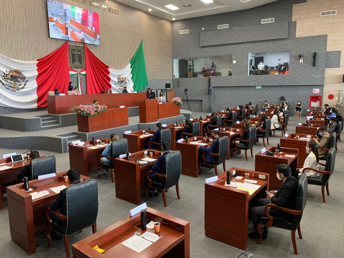 Realizan 'Parlamento Juvenil 2021'