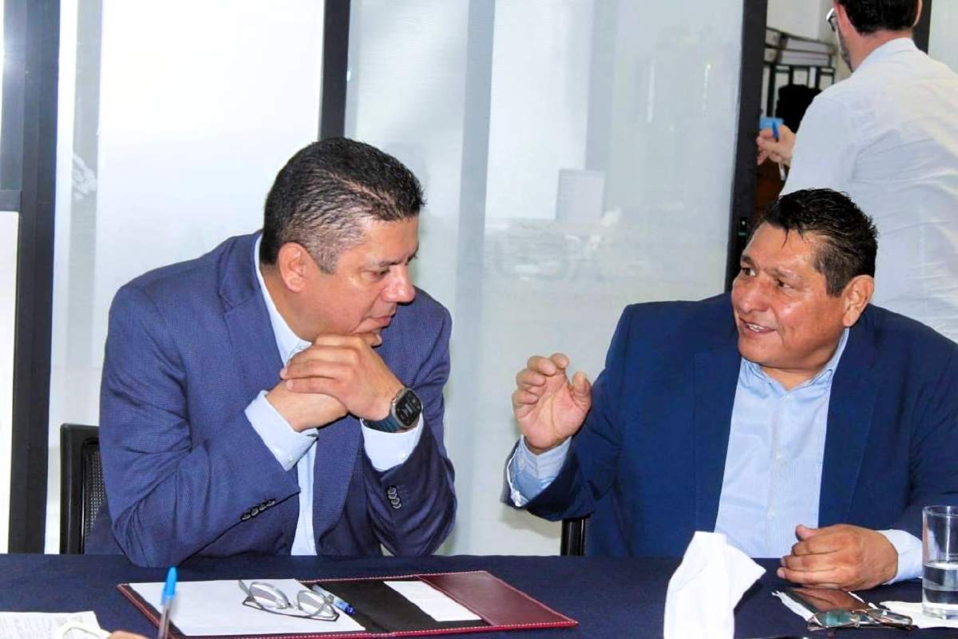 Jesús Corona y Ceagua unen esfuerzos para asegurar agua