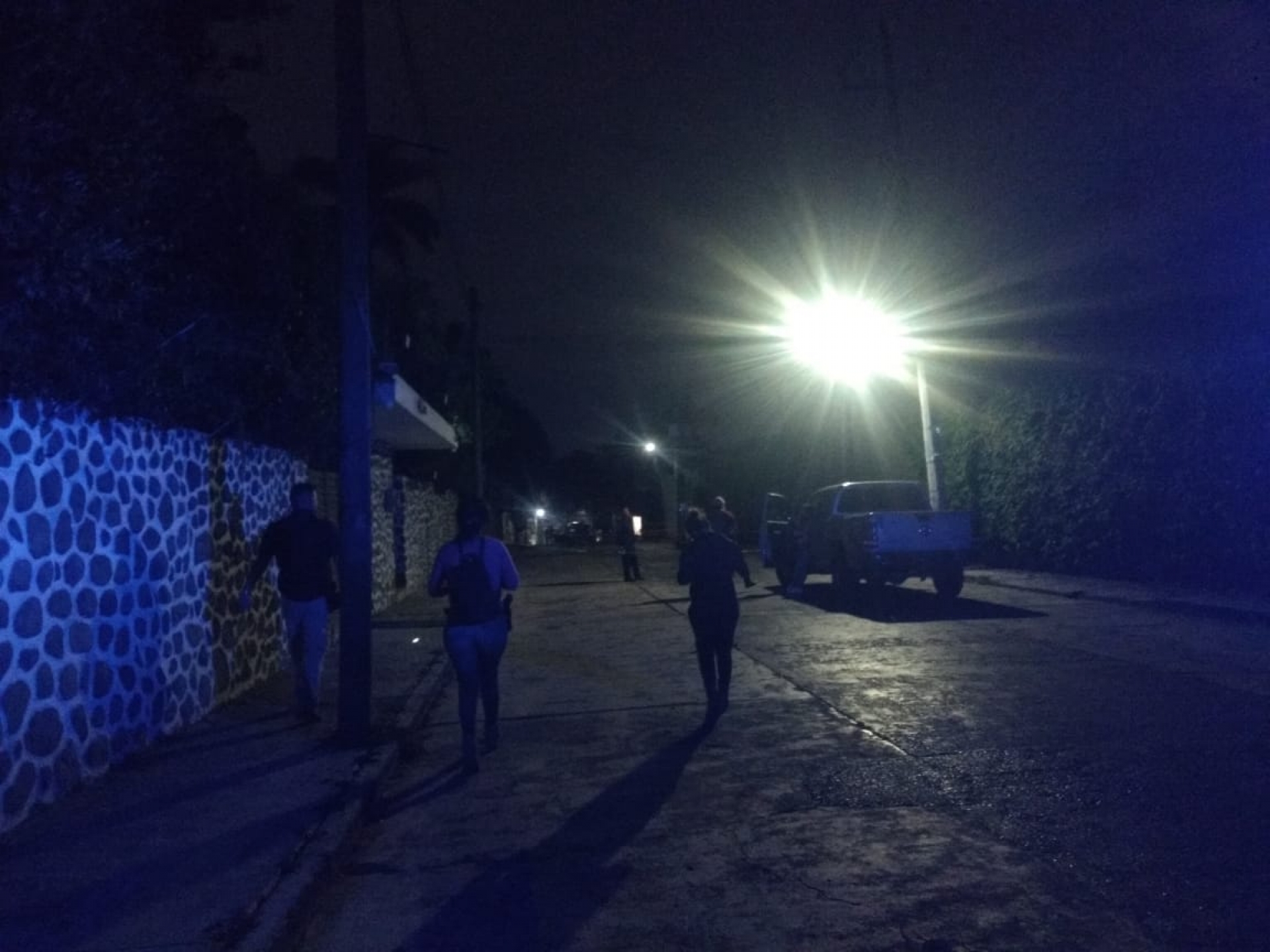Dejan un cadáver maniatado en la colonia La Pradera, en Cuernavaca