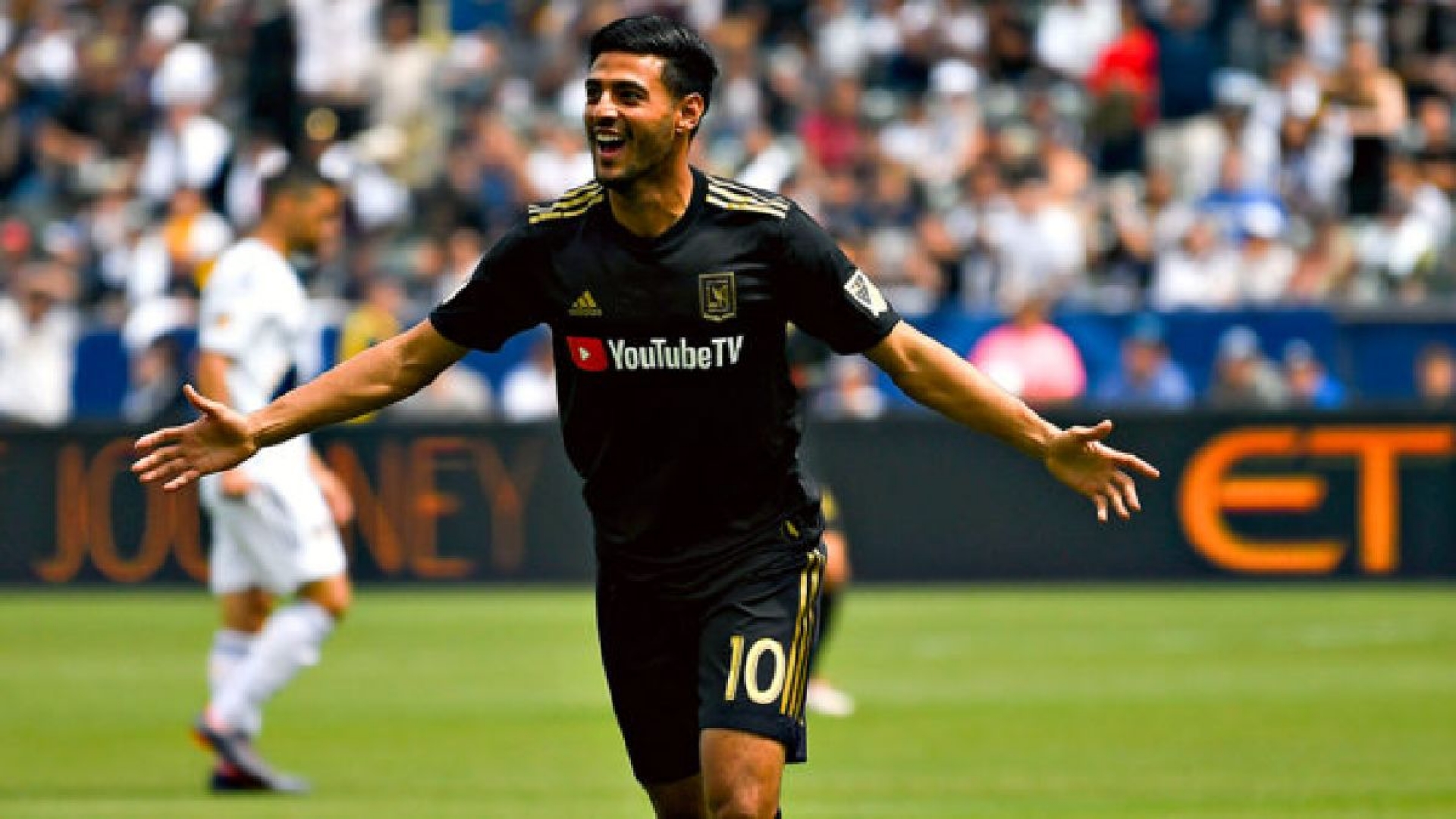 Elige Los Ángeles FC a Carlos Vela como su jugador más valioso