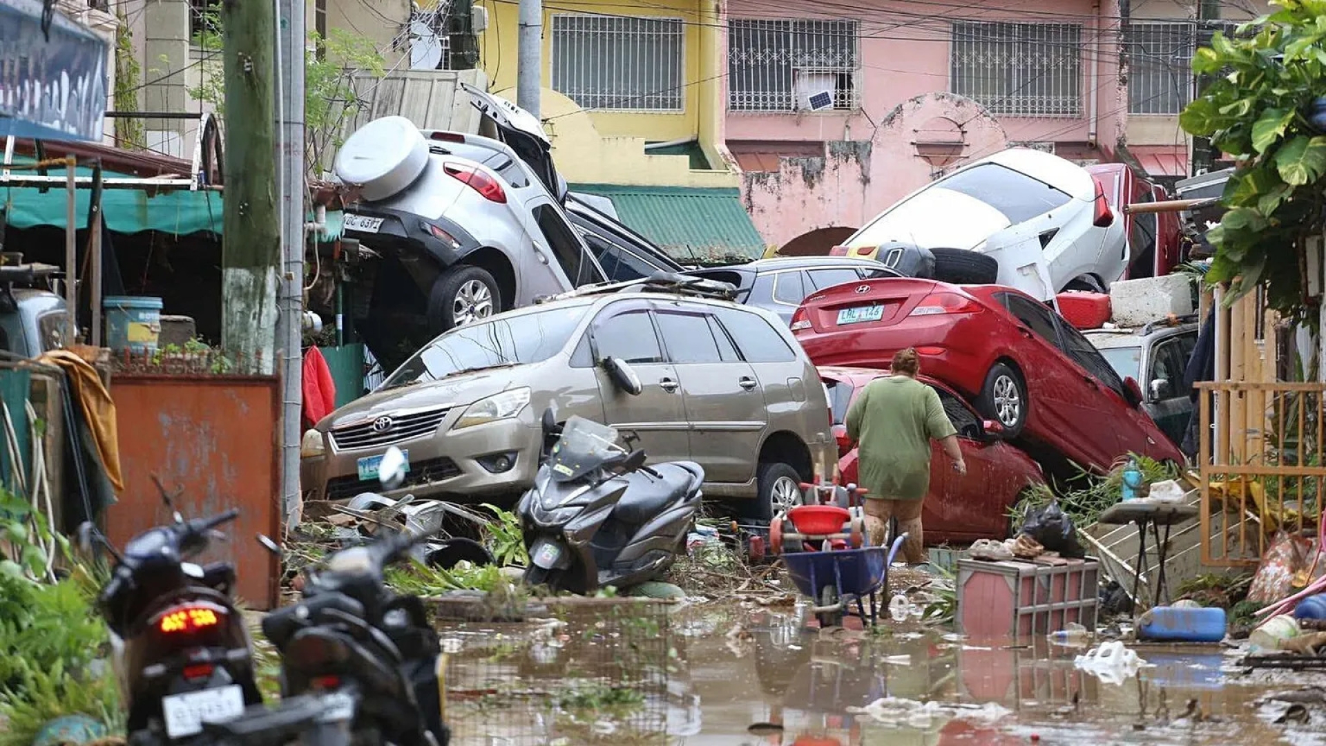 Filipinas confirma 188 muertos y 135 desaparecidos tras el tifón 'Kalmaegi'