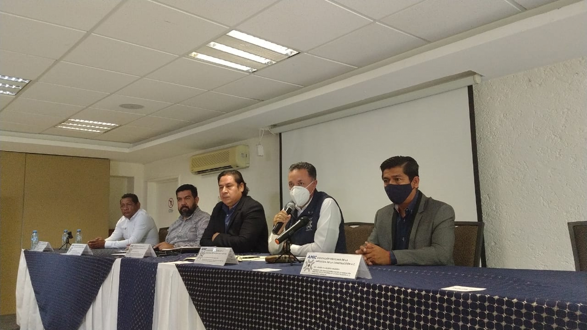 Pide AMIC abrir proyectos a las empresas morelenses