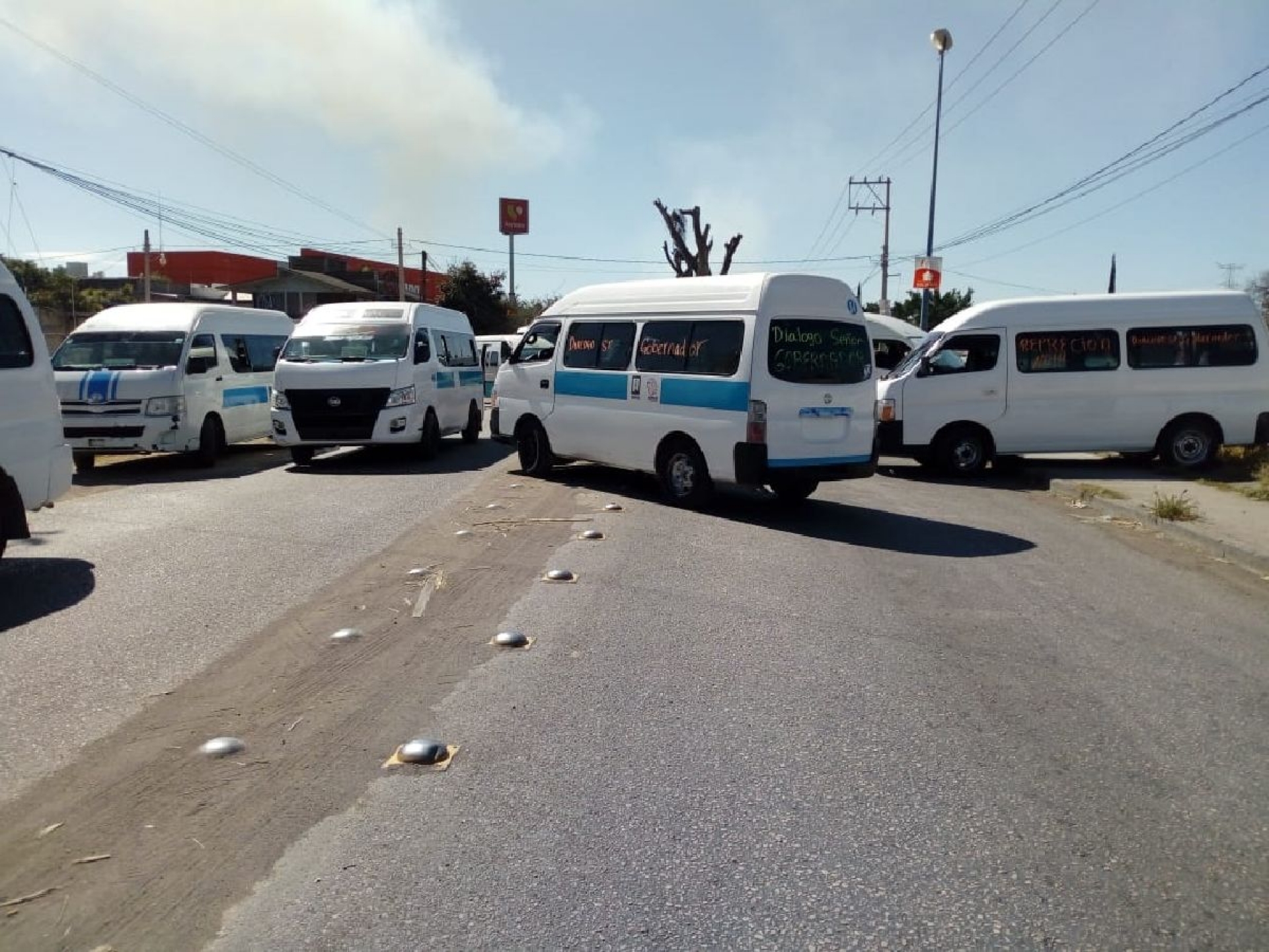 Diputada defiende a transportistas de Graco