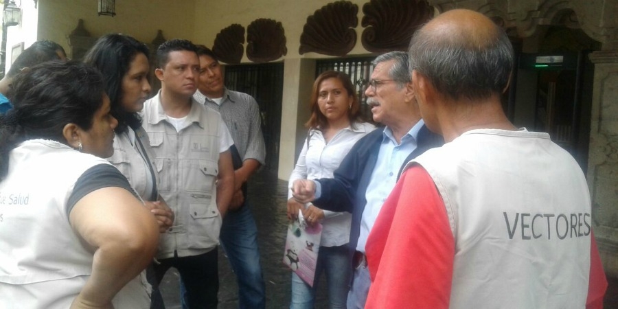 Acuden trabajadores de Vectores al Congreso local