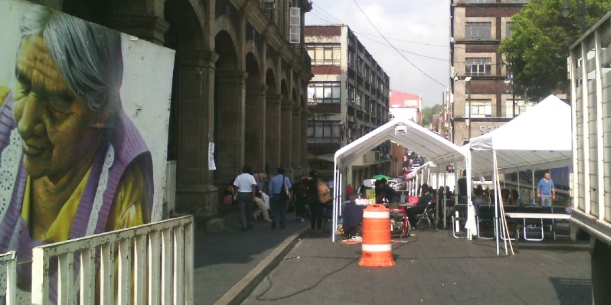 Mantiene Frente Amplio Morelense plantón en el centro de Cuernavaca