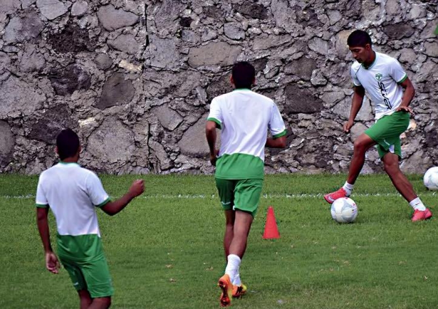 Zacatepec Siglo XXI, contra la pared