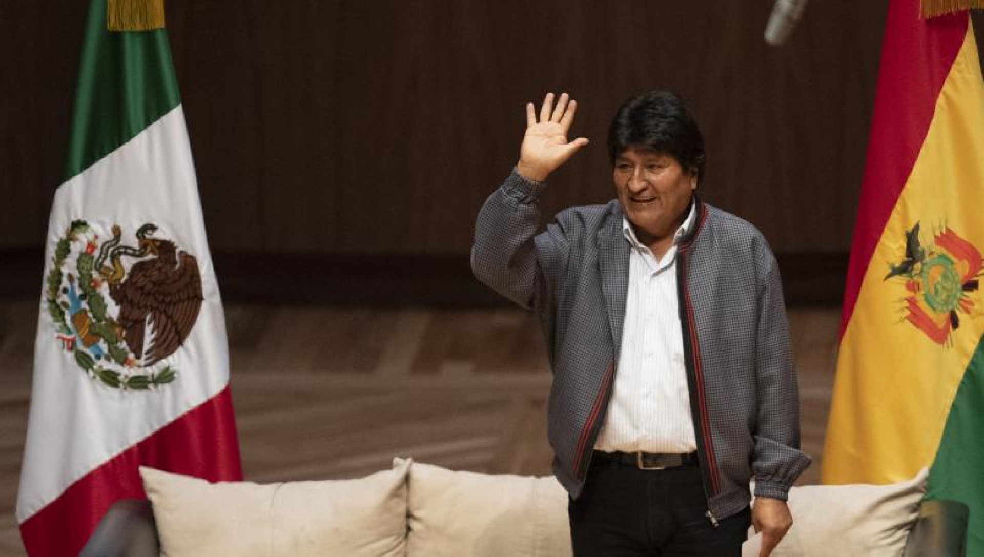 Evo Morales se va de México