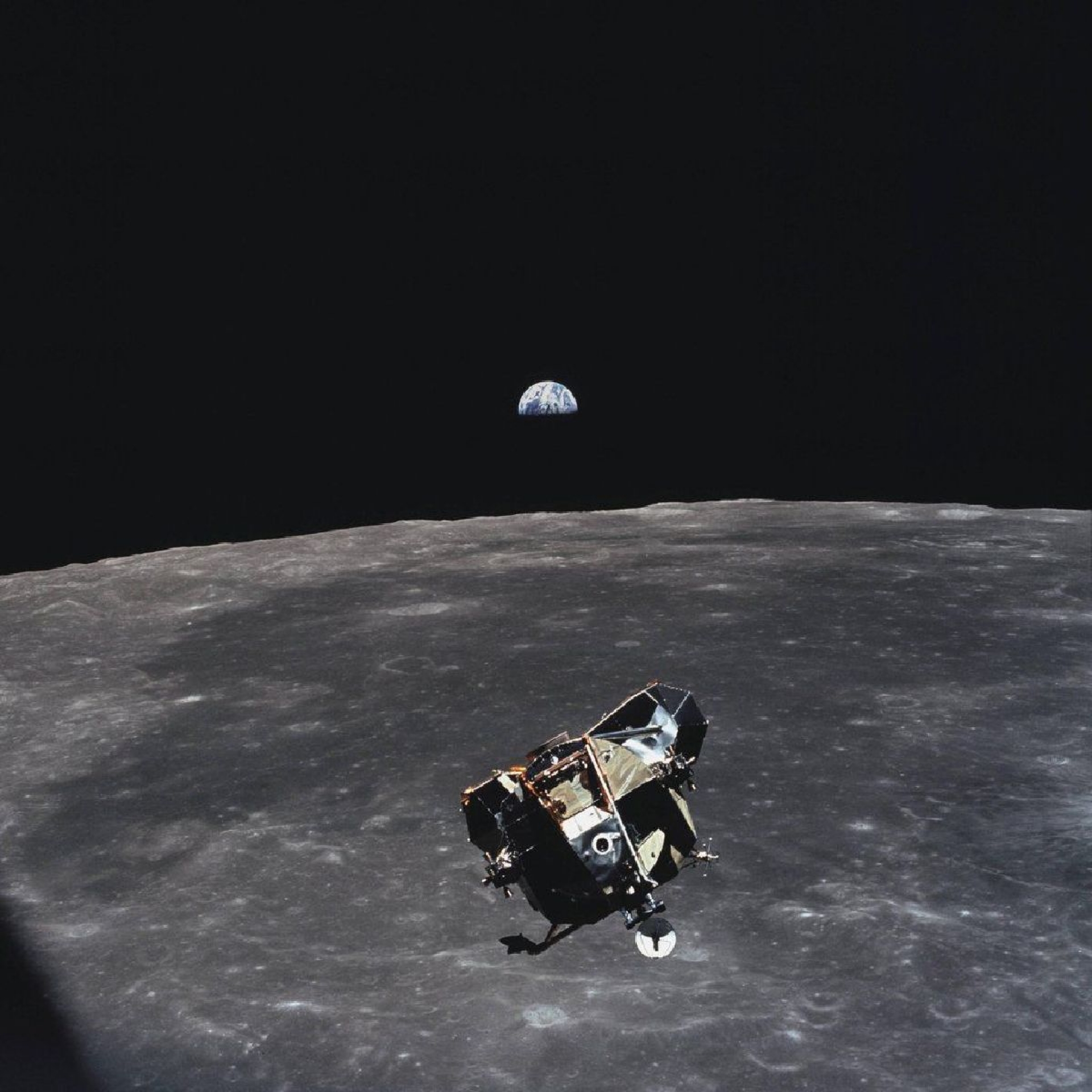 Ejecutivo de la NASA oriundo de Jojutla visitó la UAEM