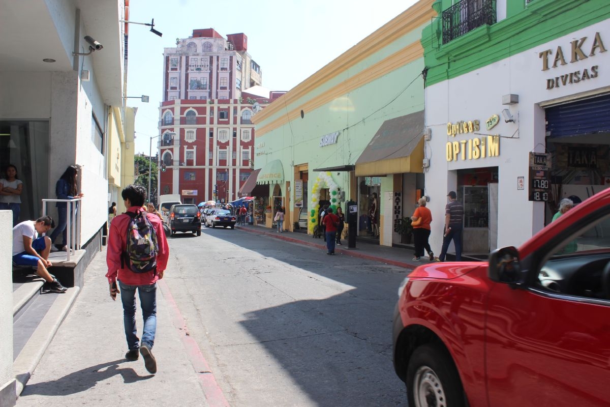 Anuncian cierre de circulación en la calle Matamoros
