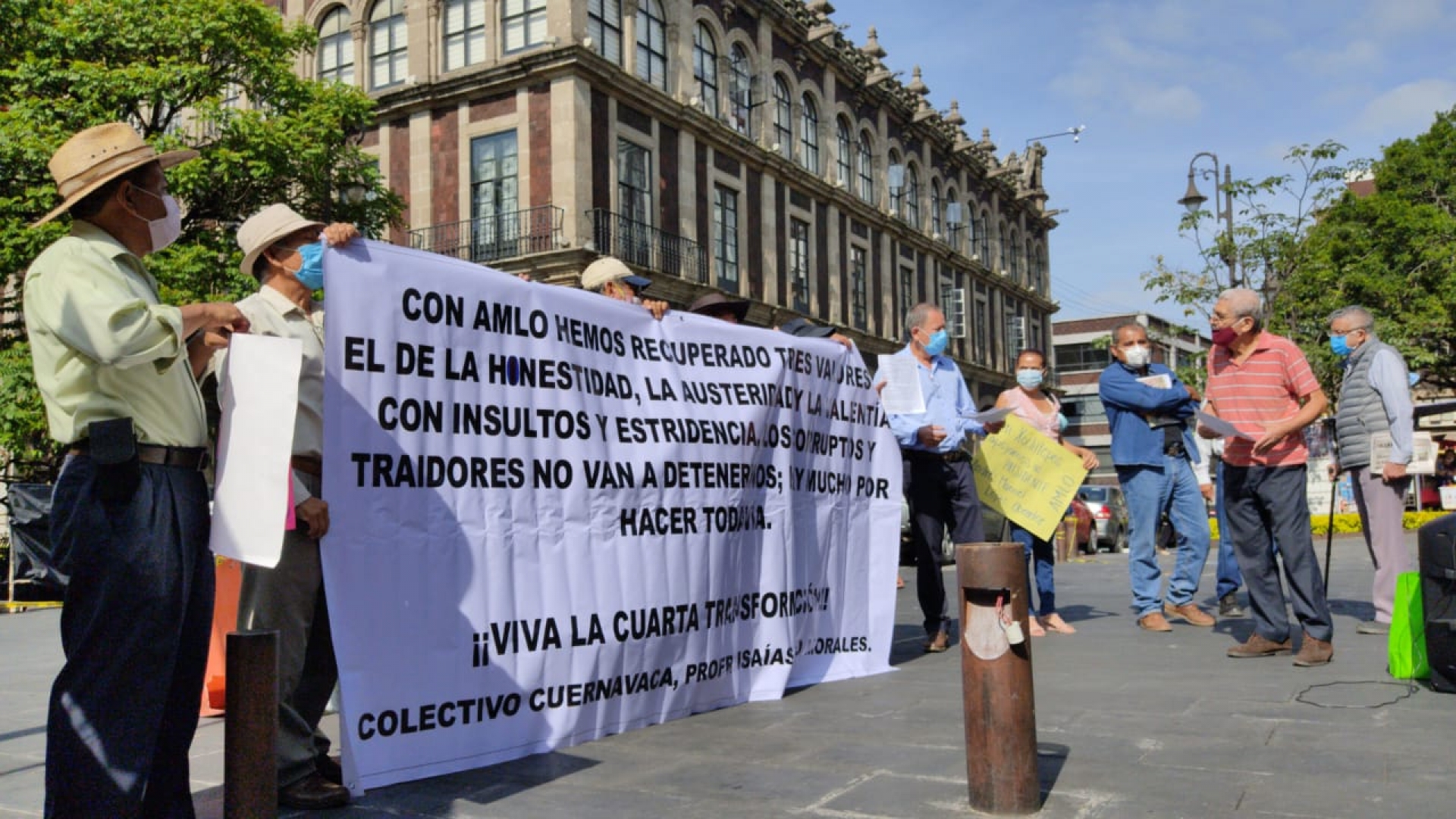Celebra colectivo Cuernavaca 'Isaías Cano Morales' aniversario del triunfo de AMLO