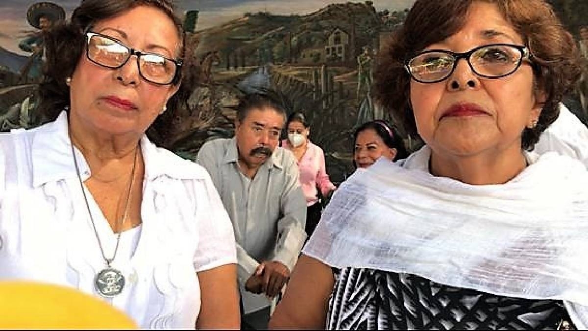 Vigilan familiares de Zapata que no toquen sus restos durante remodelación
