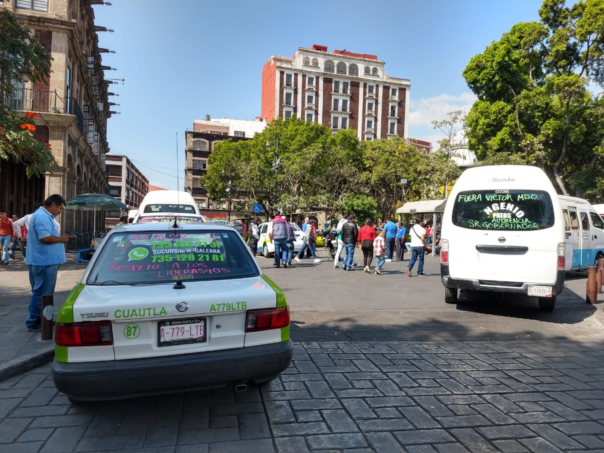 Transportistas de la zona oriente y sur protestaron en el centro de Cuernavaca