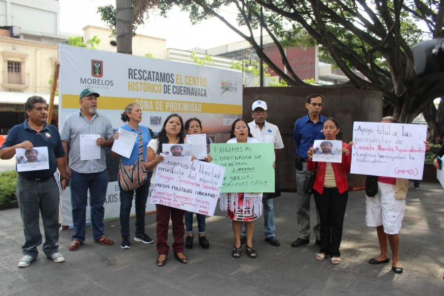 Mediante fallo judicial espera MMB reinstalación de maestros despedidos