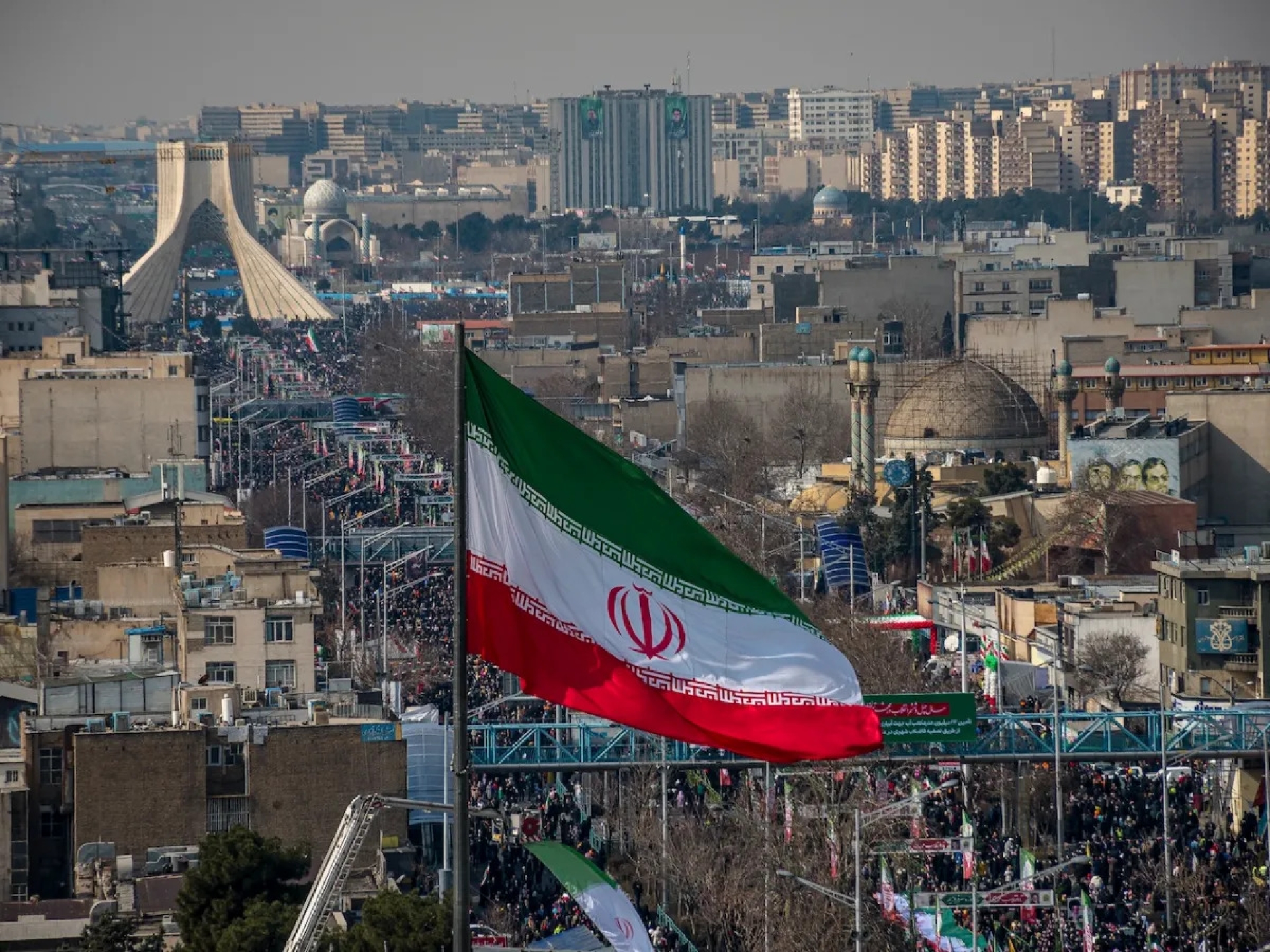Irán acusa a EU e Israel de fomentar violencia en protestas internas
