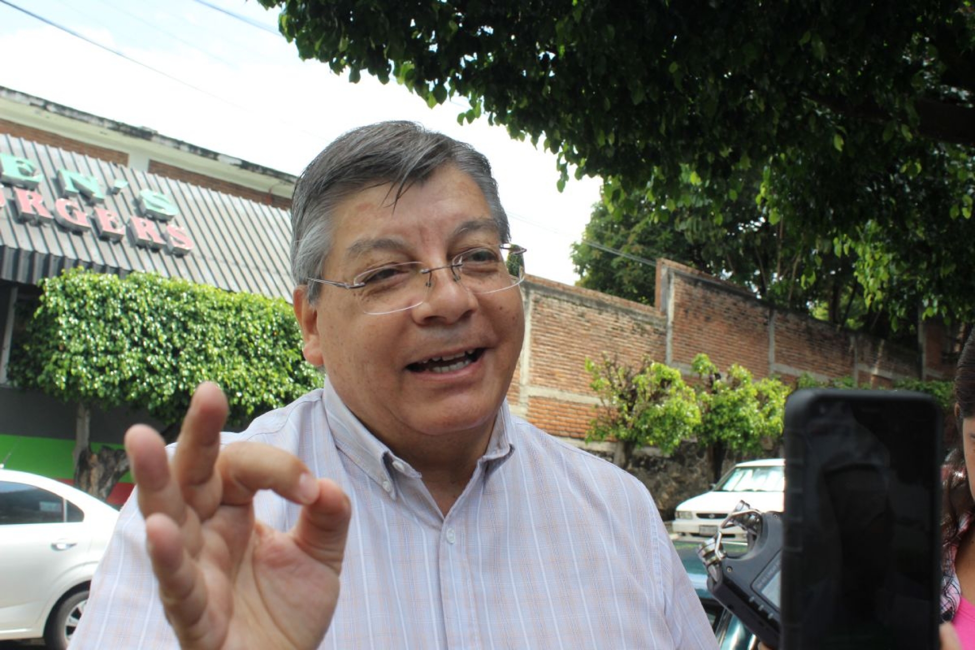 Protesta UNPF por contenido de libros de texto gratuitos