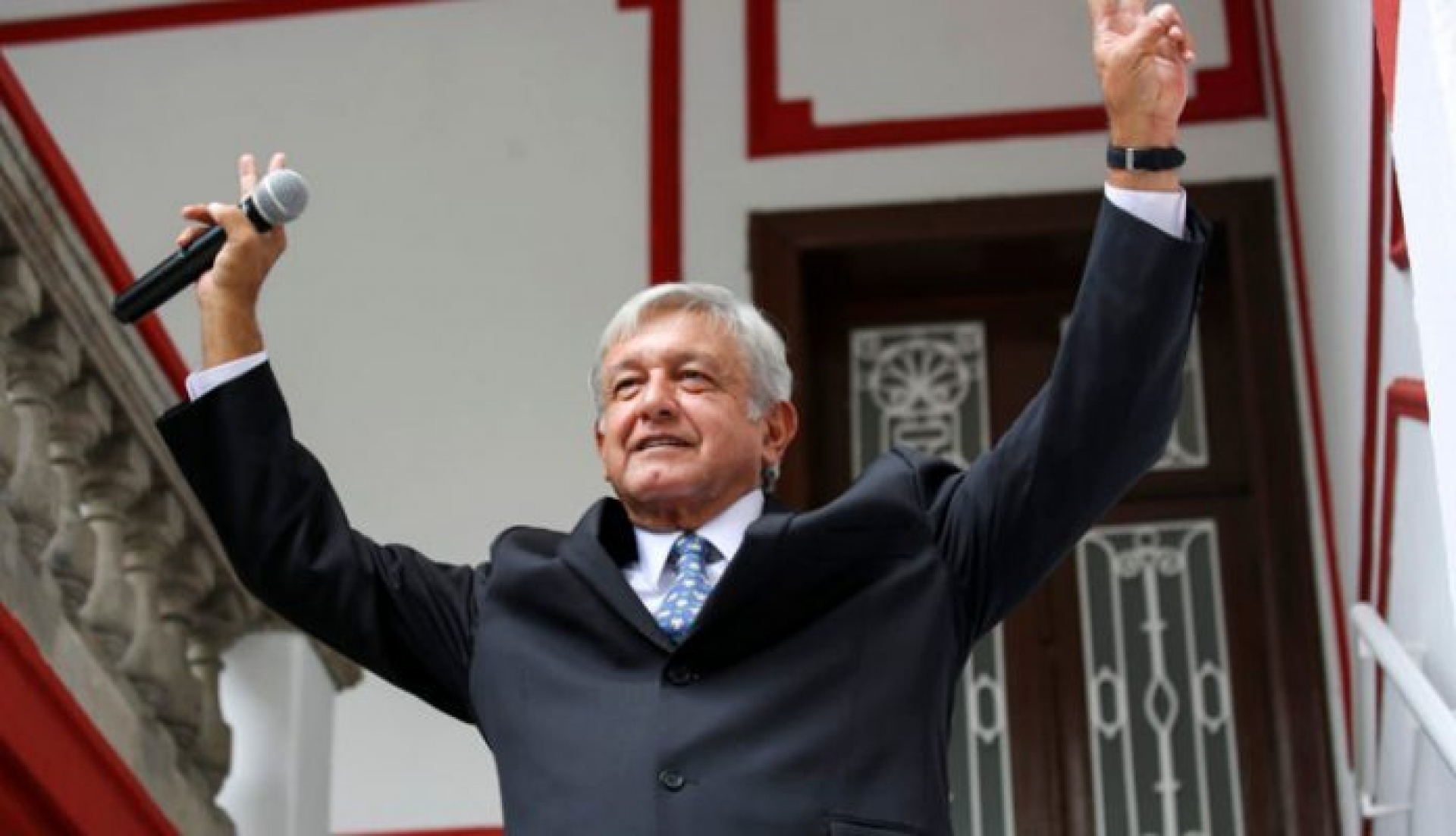 OJO: AMLO podría tener hasta 17 promesas de campaña cumplidas cuando asuma la Presidencia