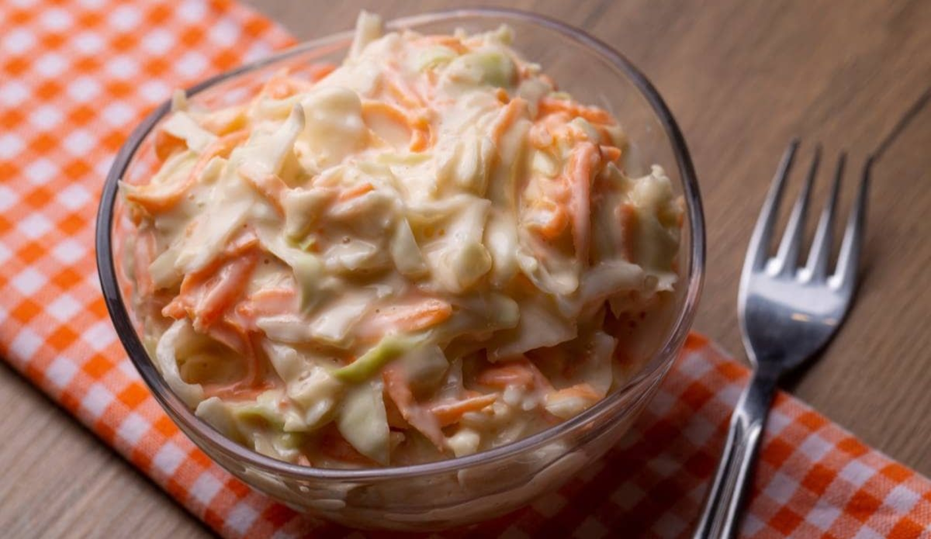 Ensalada cremosa de zanahoria, perfecta para tu cena de Año Nuevo