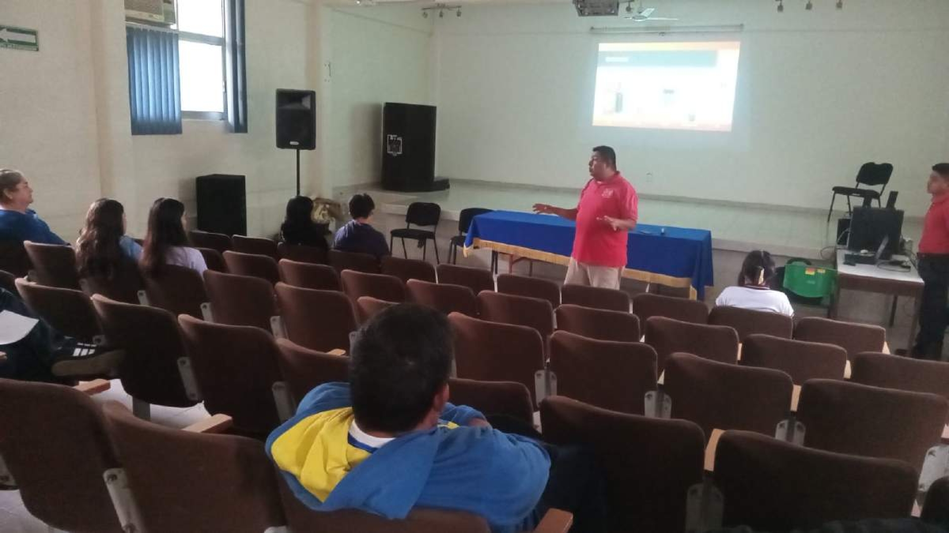 Bomberos de Jojutla imparten cursos de prevención de accidentes