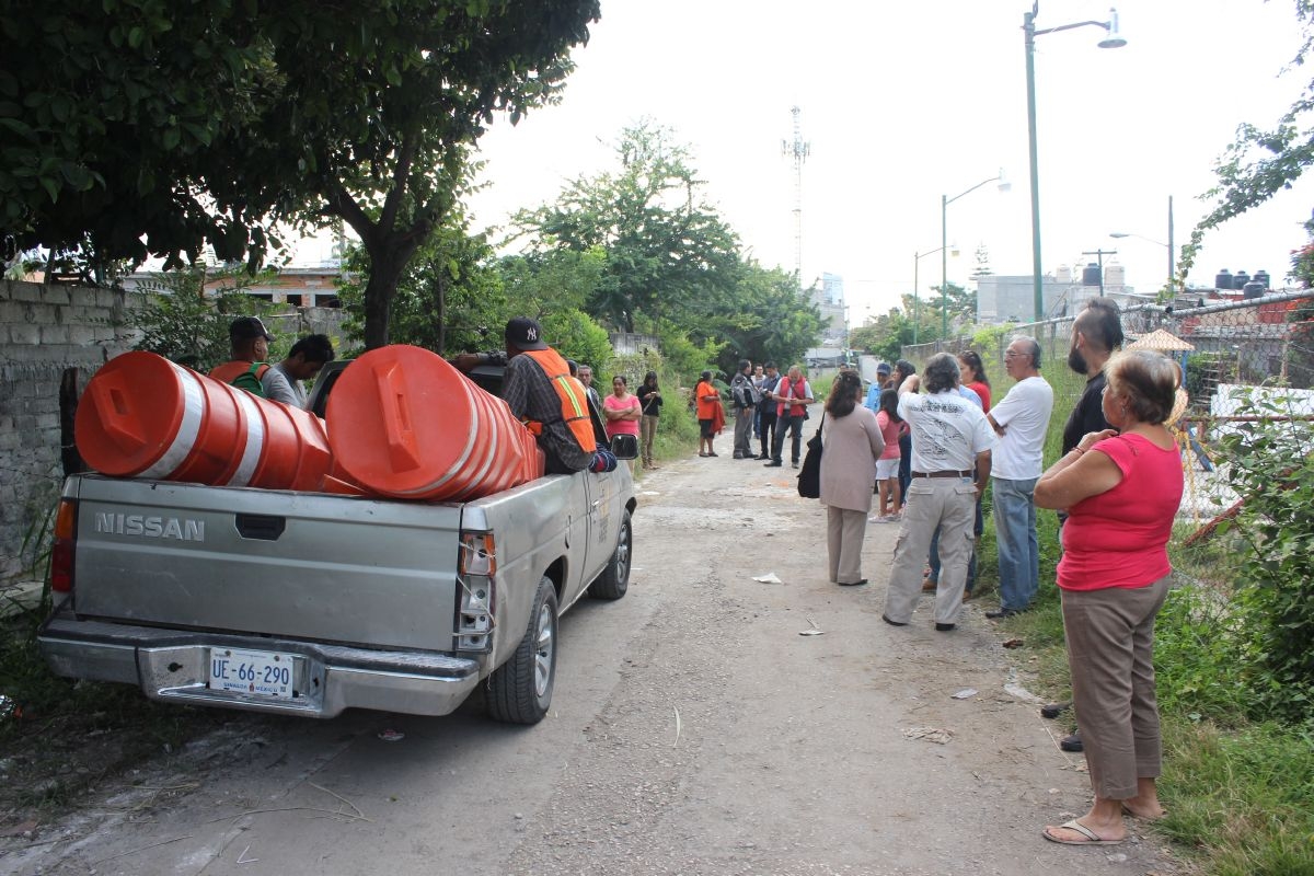 Se oponen vecinos de la colonia Mártires del Río Blanco a obra de gasoducto