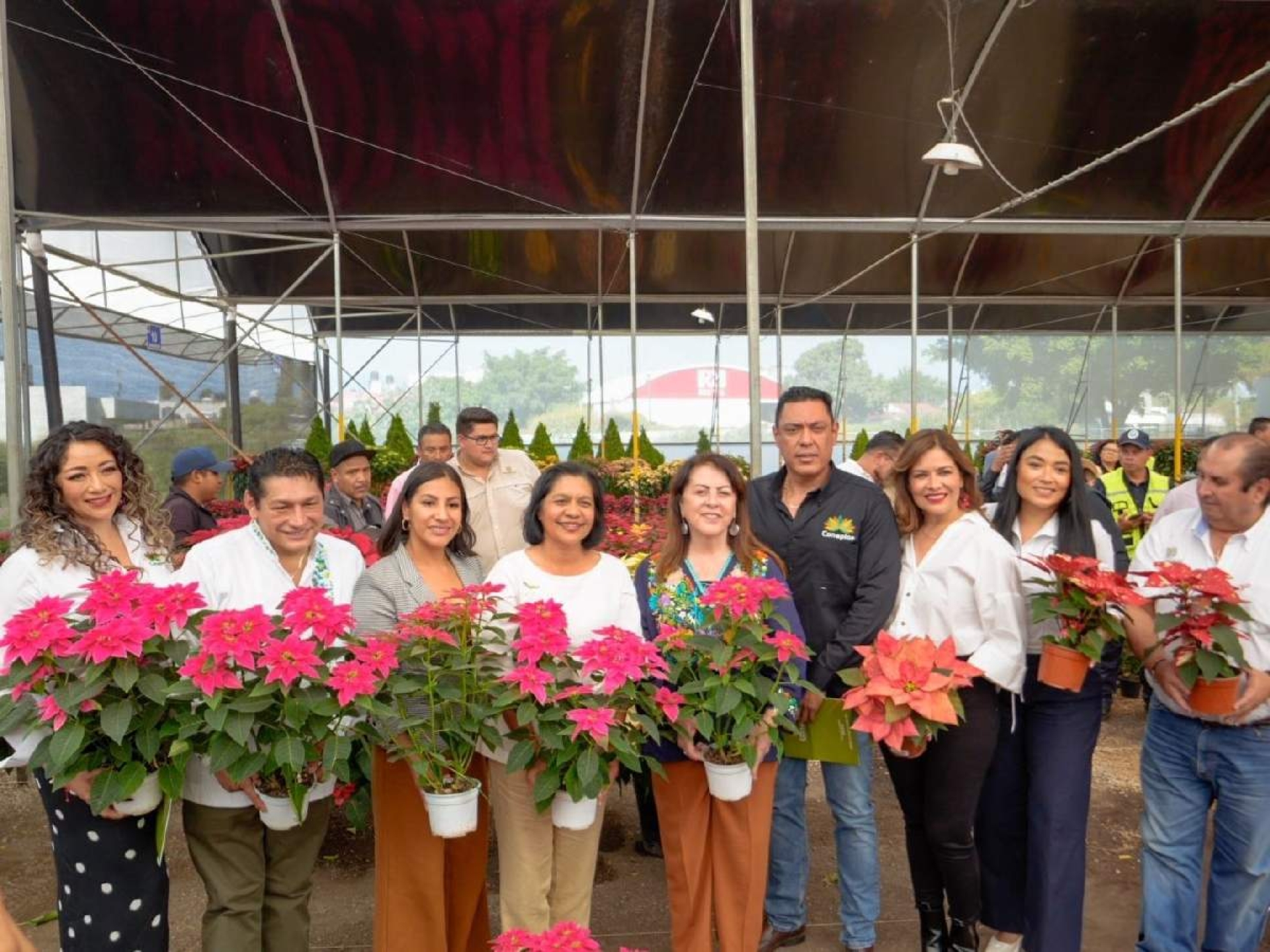 Dan impulso a la floricultura en Cuautla