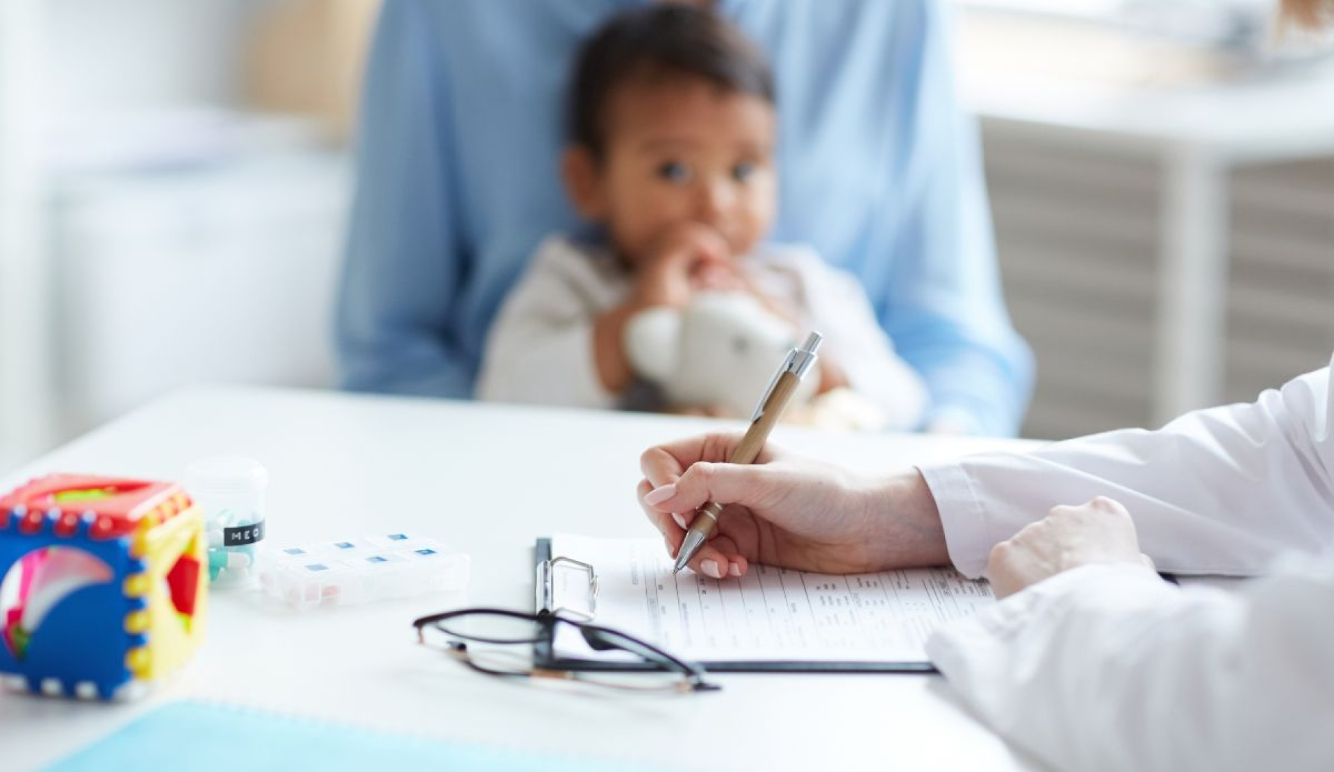 Día del Pediatra en honor a quienes cuidan la salud infantil