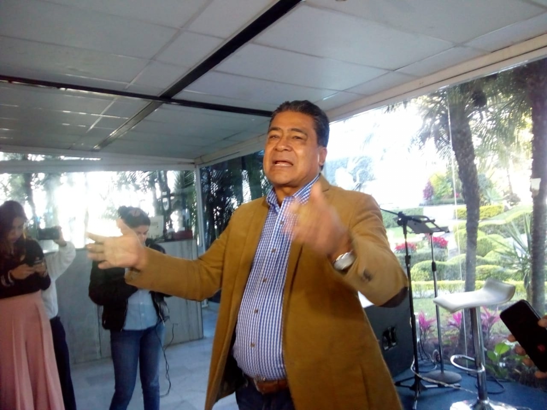 Refiere IEBEM que próximamente les entregarán primeros resultados de auditoría