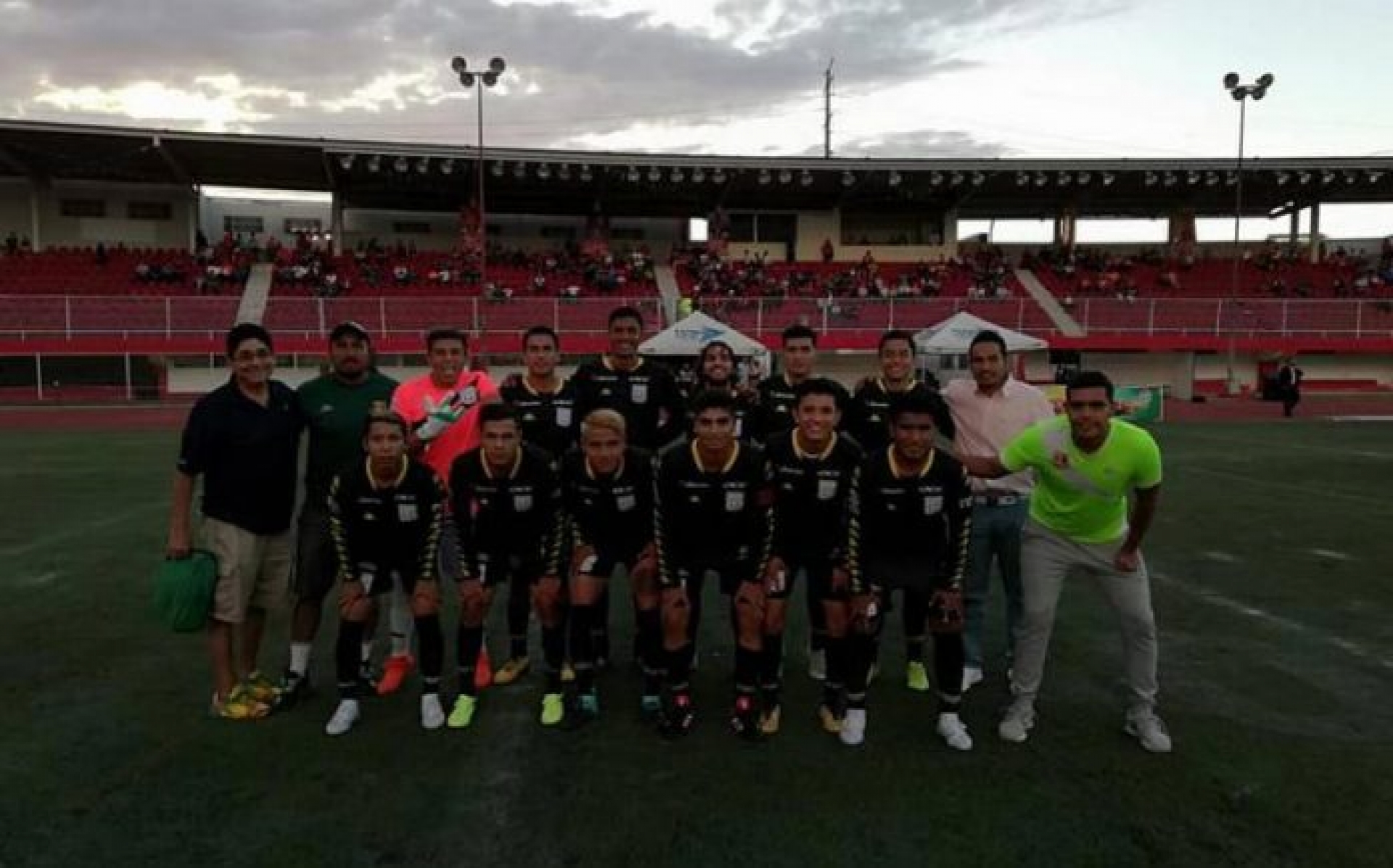 Arroceros debuta ante su afición