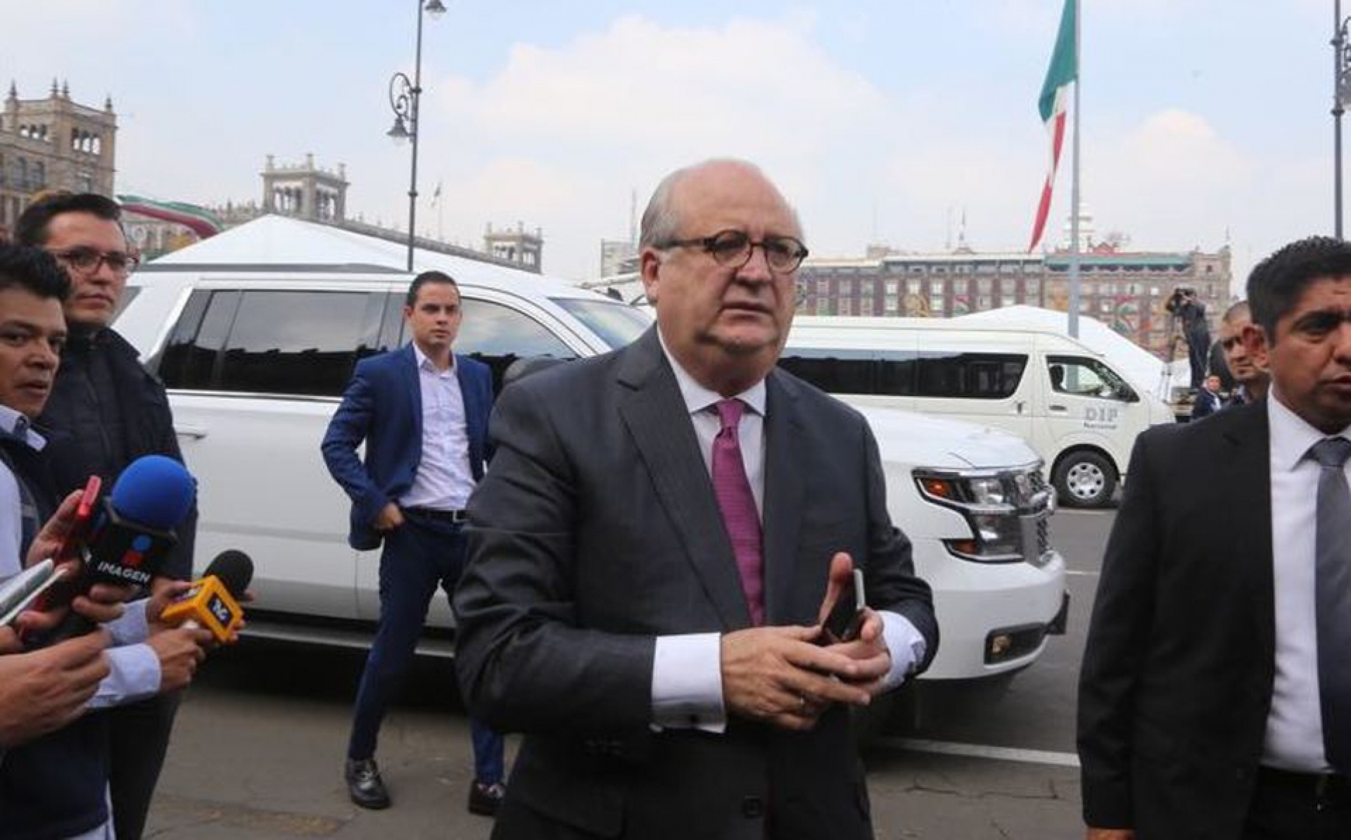 Intentarán iniciar juicio político contra Graco Ramírez