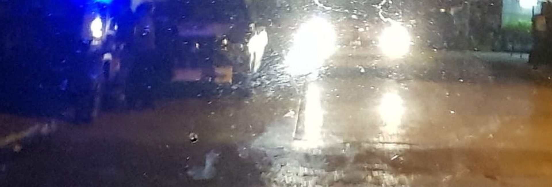 Hieren a tiros a hombre afuera de bar, en Cuernavaca