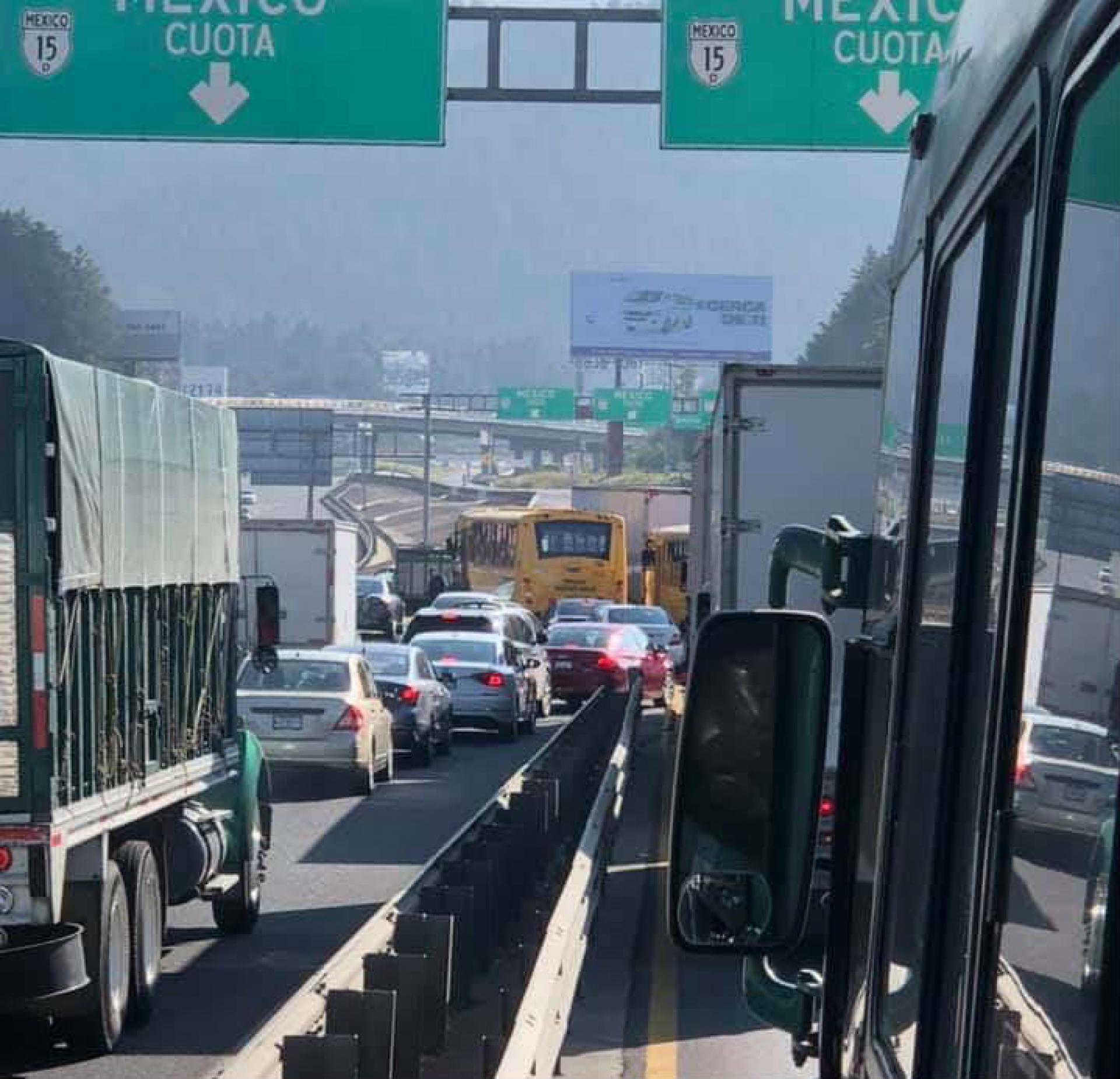 Manifestantes bloquearon entradas y salidas carreteras que limitan con CDMX