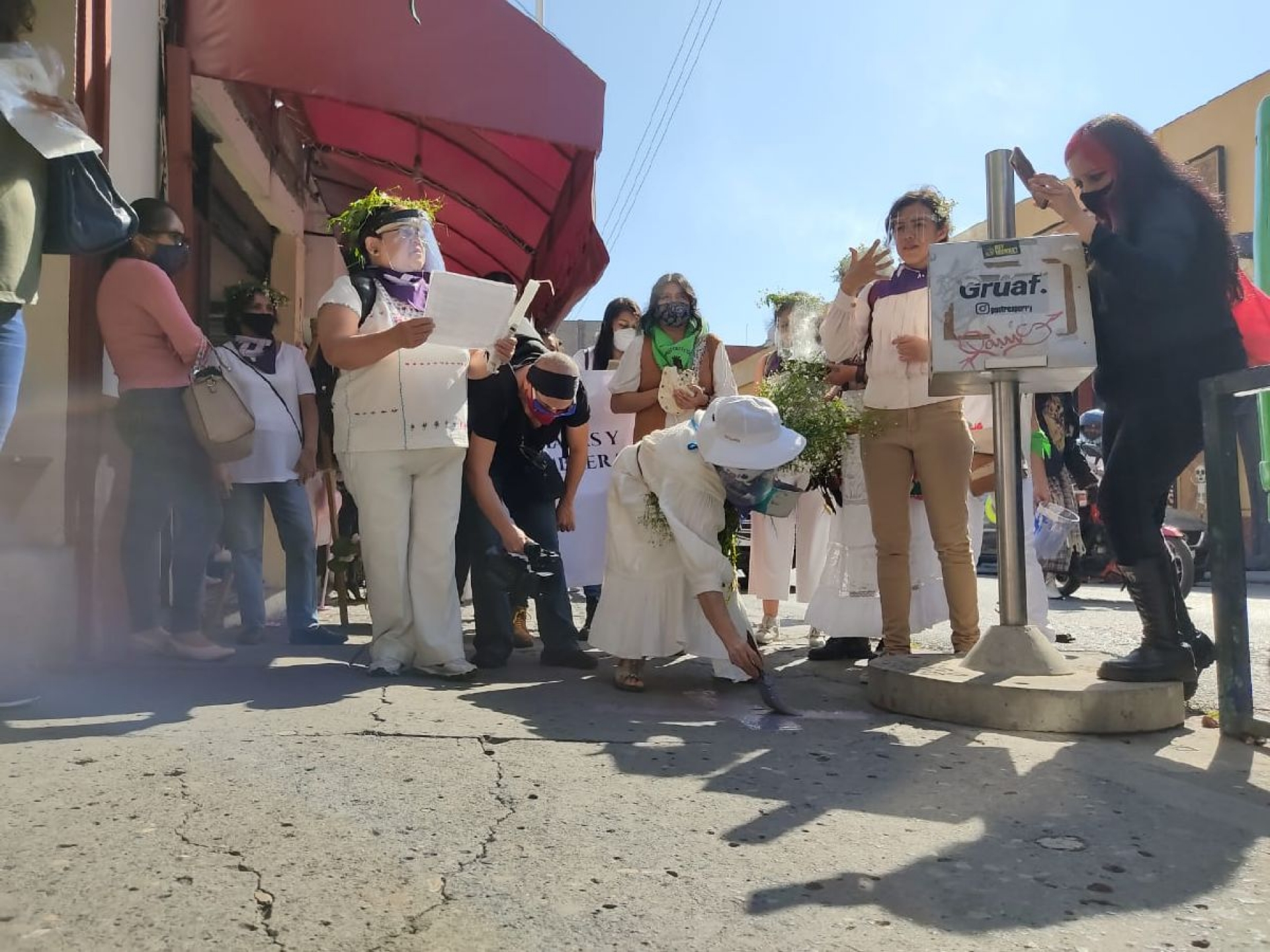 Marchan contra feminicidios