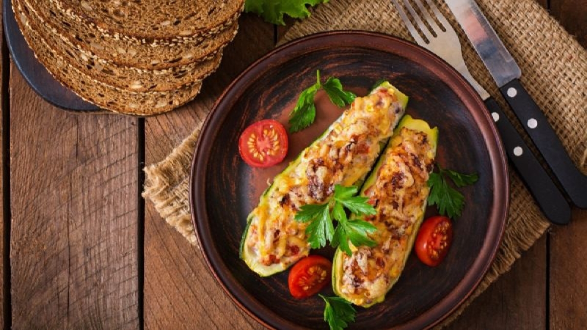 En esta Cuaresma prepara unas deliciosas calabacitas rellenas de atún