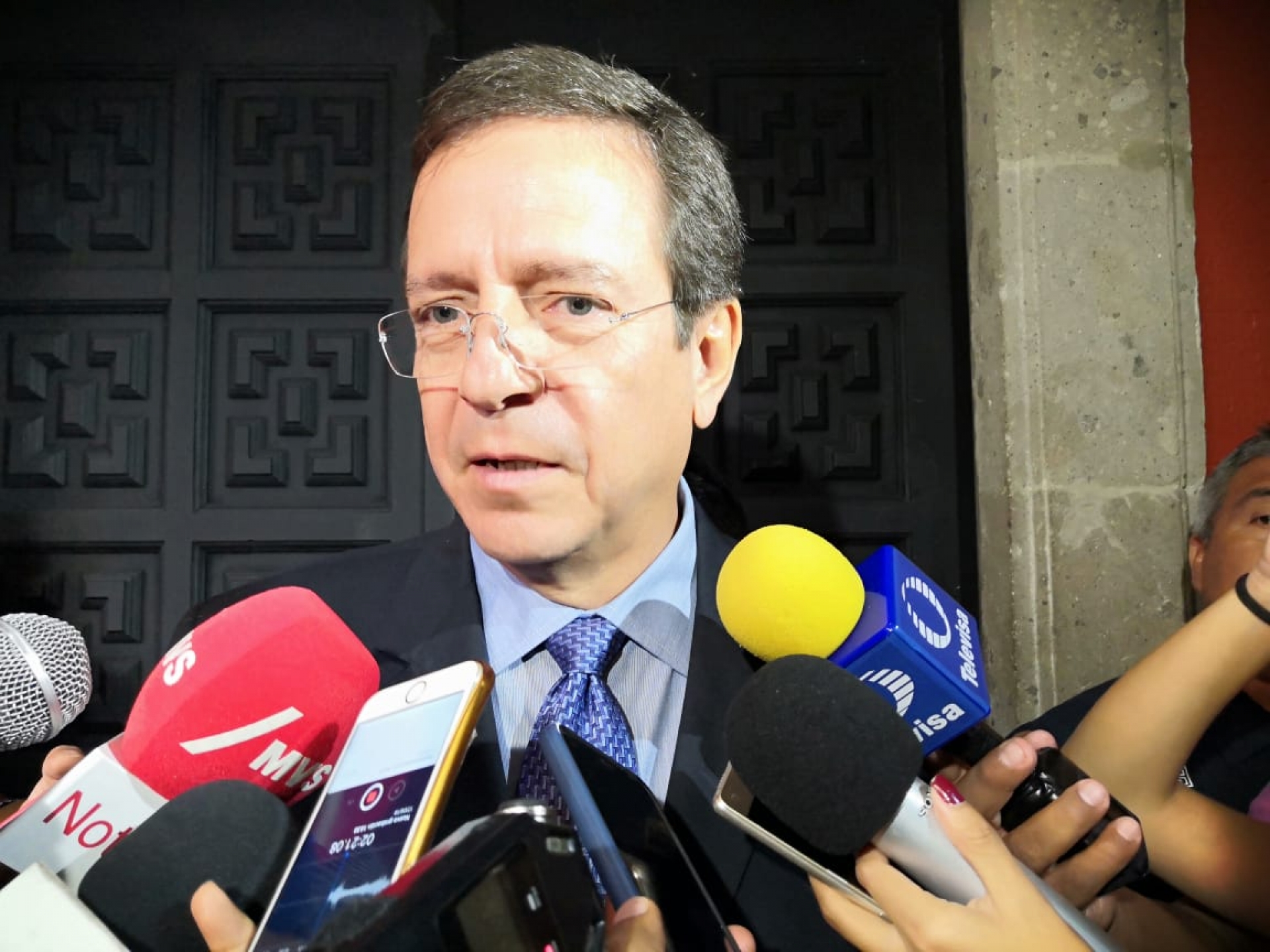 Rechaza secretario de Hacienda que tenga el propósito de renunciar al cargo