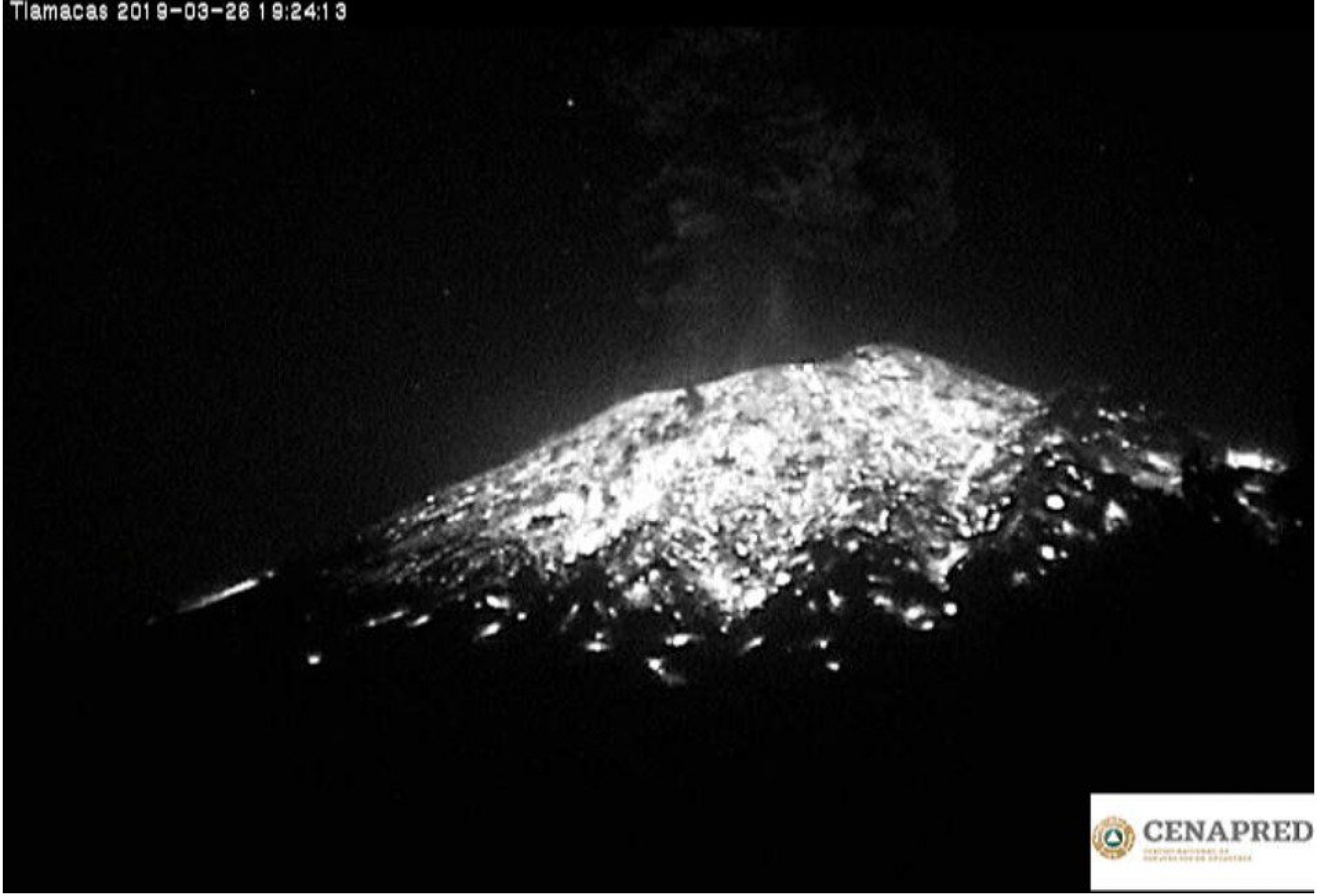 Mantiene CEPCM vigilancia por actividad reciente del volcán Popocatépetl