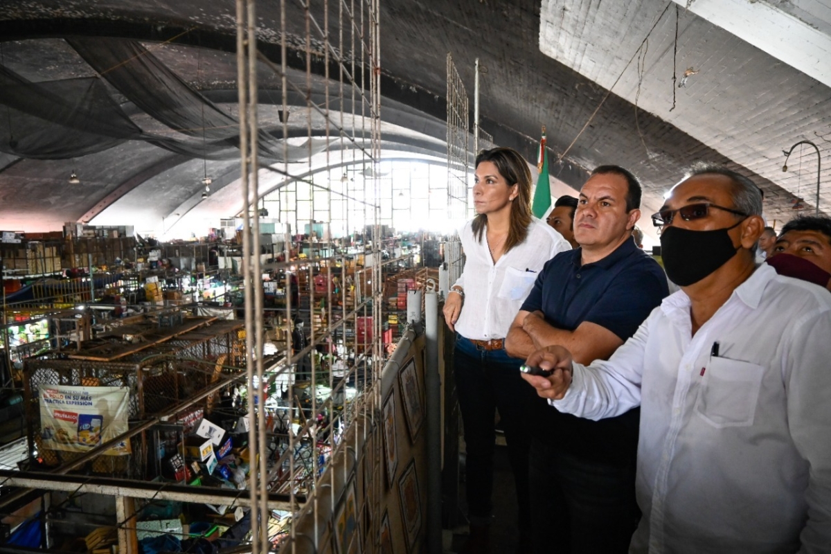 Recorre Cuauhtémoc Blanco mercado Adolfo López Mateos como parte del proyecto de remodelación