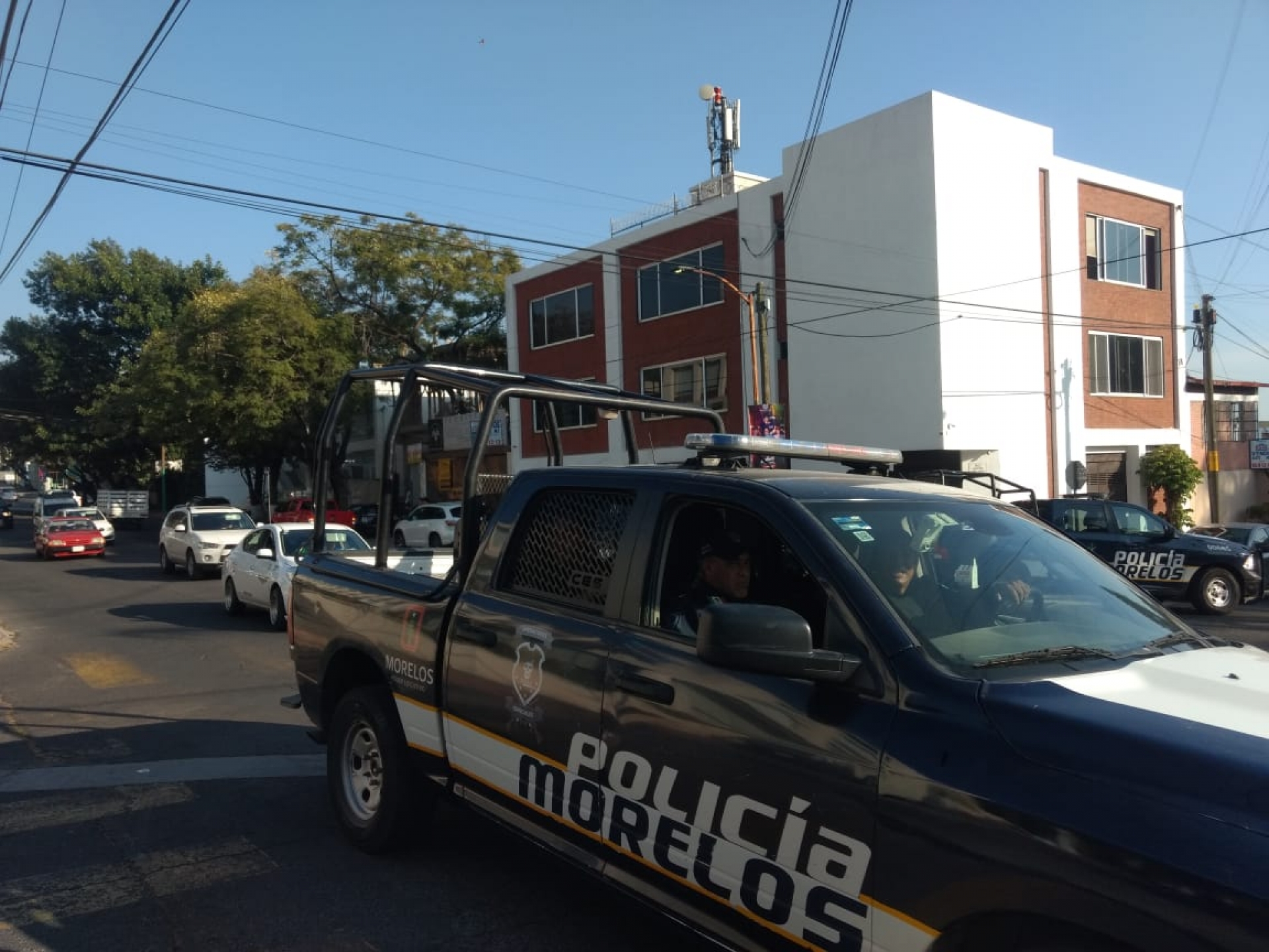 Hieren a una mujer de un balazo en la pierna, en la avenida Río Mayo