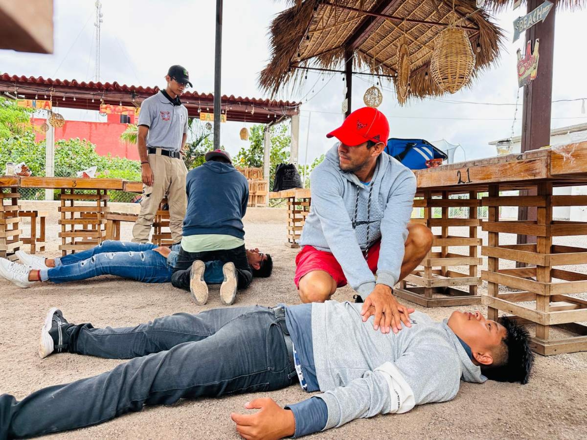 Ofrecen curso de primeros auxilios a prestadores de servicios turísticos