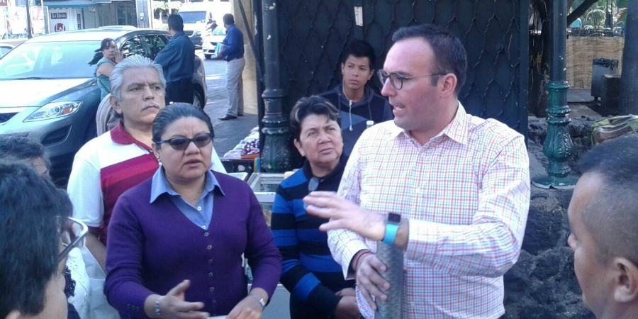 Jorge Meade garantiza que no se tocará un sólo árbol en Plaza de Armas