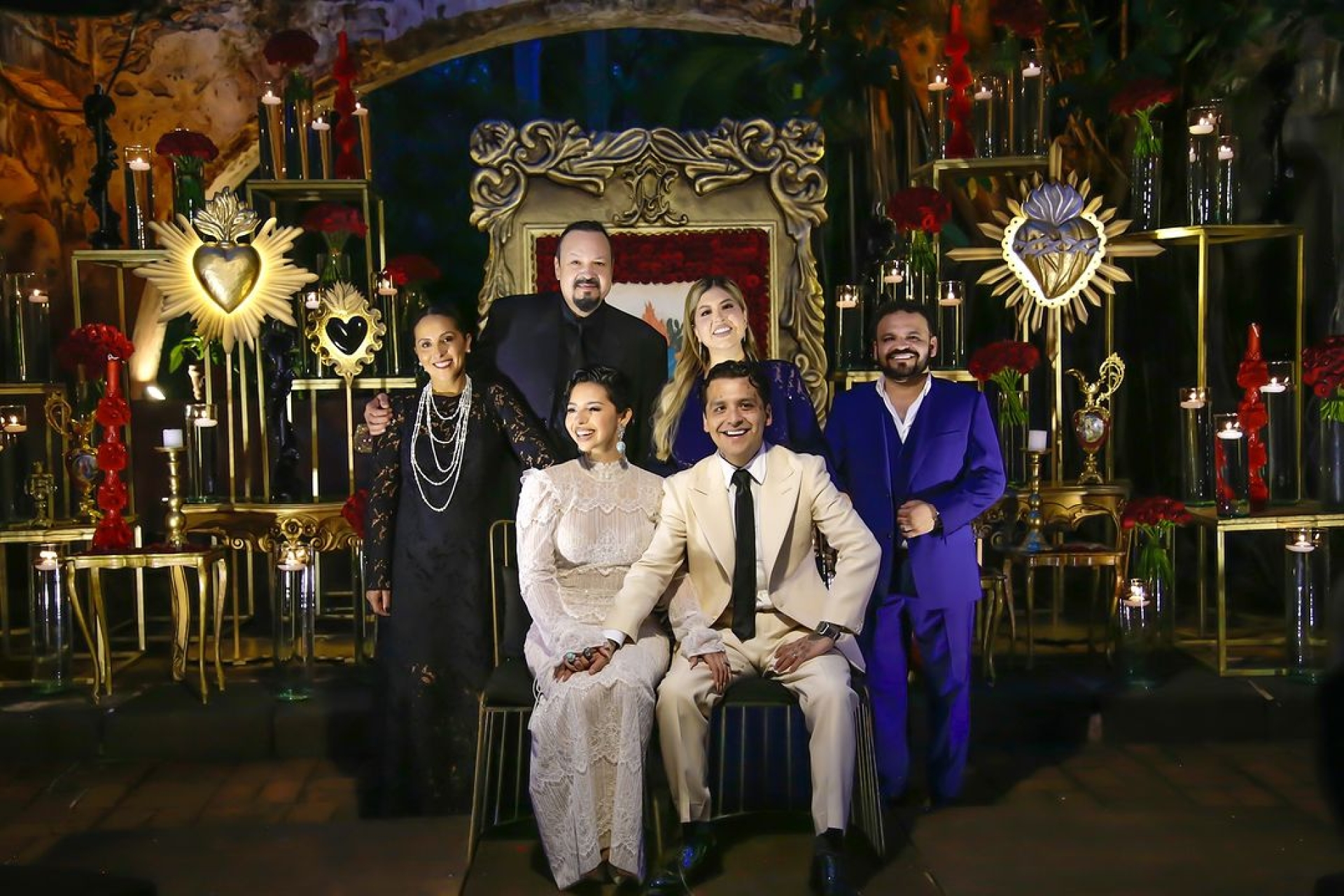 Pepe Aguilar confirma boda de Ángela Aguilar y Christian Nodal con fotos de la nueva familia