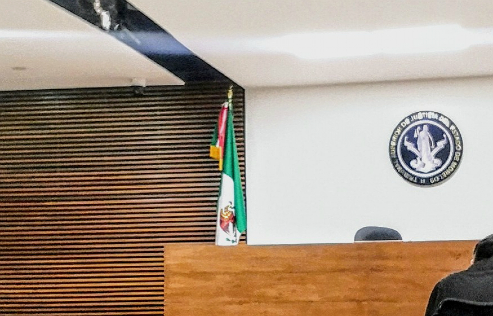 Analizan estrategia jurídica tras revocación de vinculación a proceso de ex titular de Obras