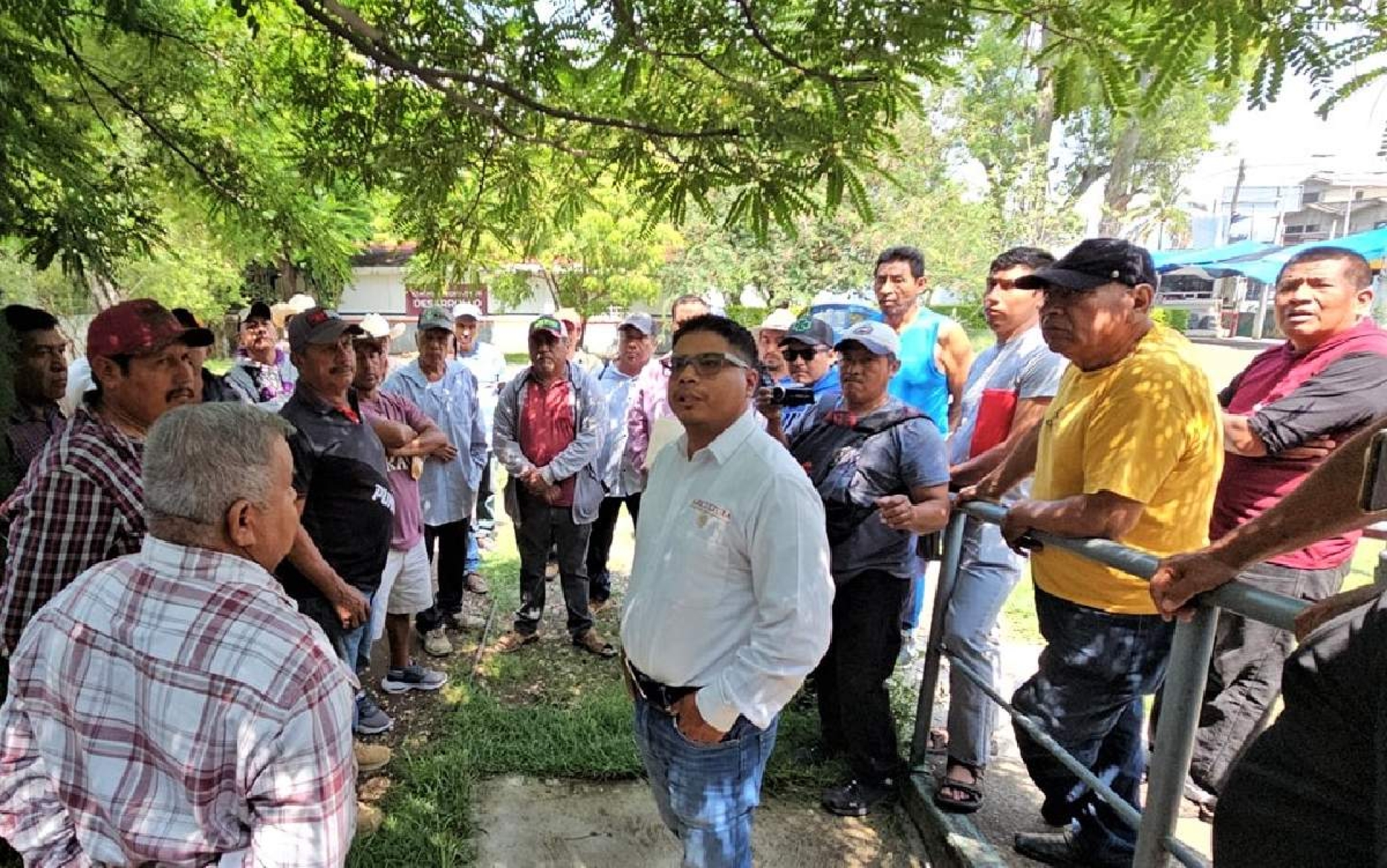 Amaga la CFE con cortar luz en pozos de riego de Axochiapan