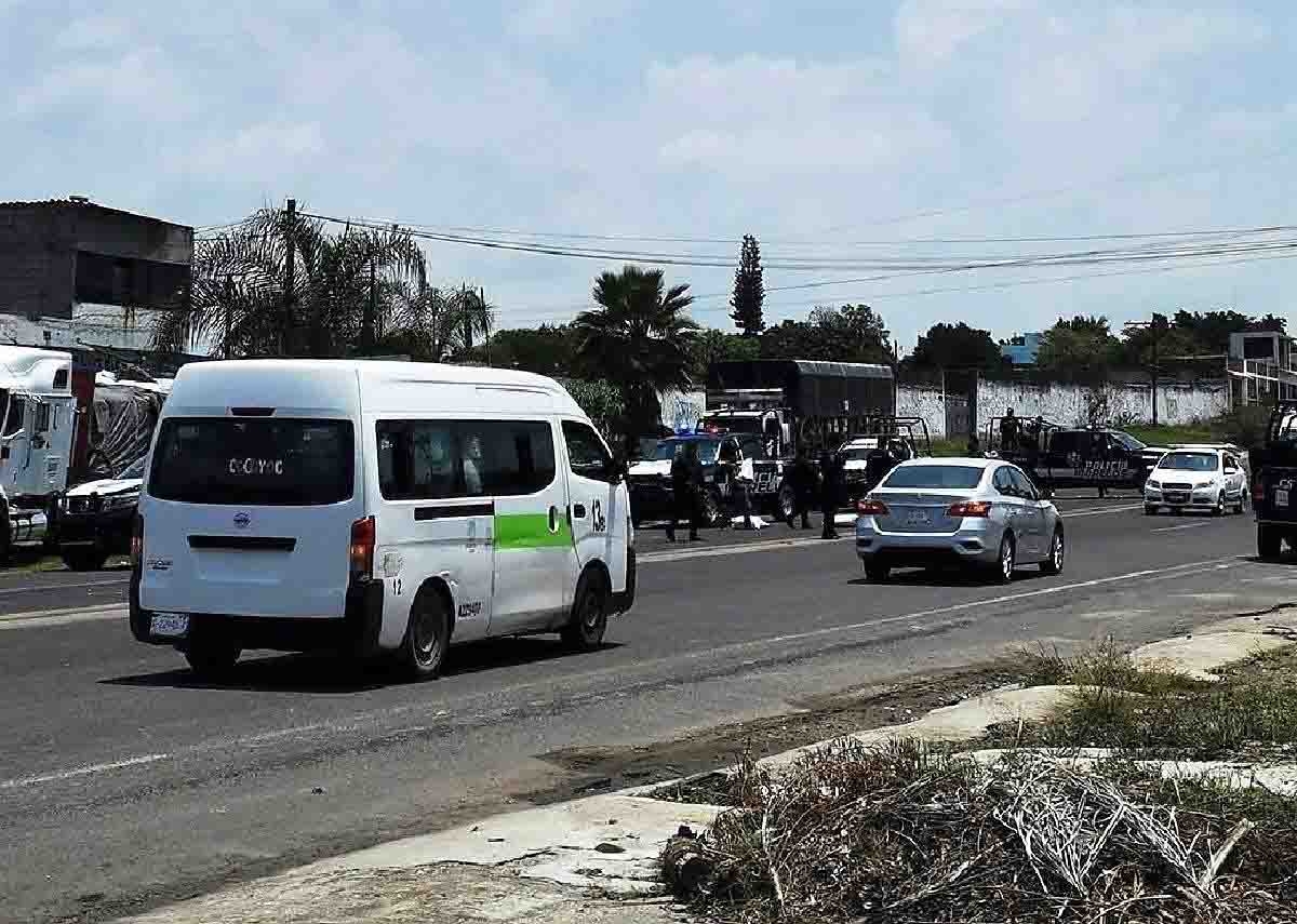 Dos policías resultan heridos al enfrentar a asaltantes en Cuautla