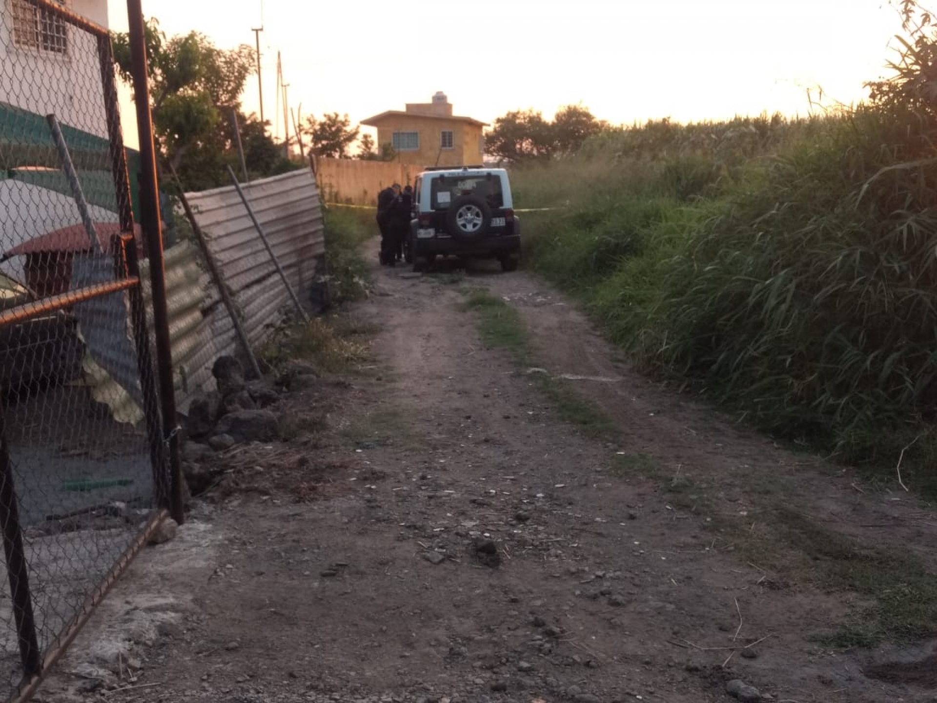 Hallan el cadáver de un hombre en un canal de riego, en la colonia El Edén de Jiutepec