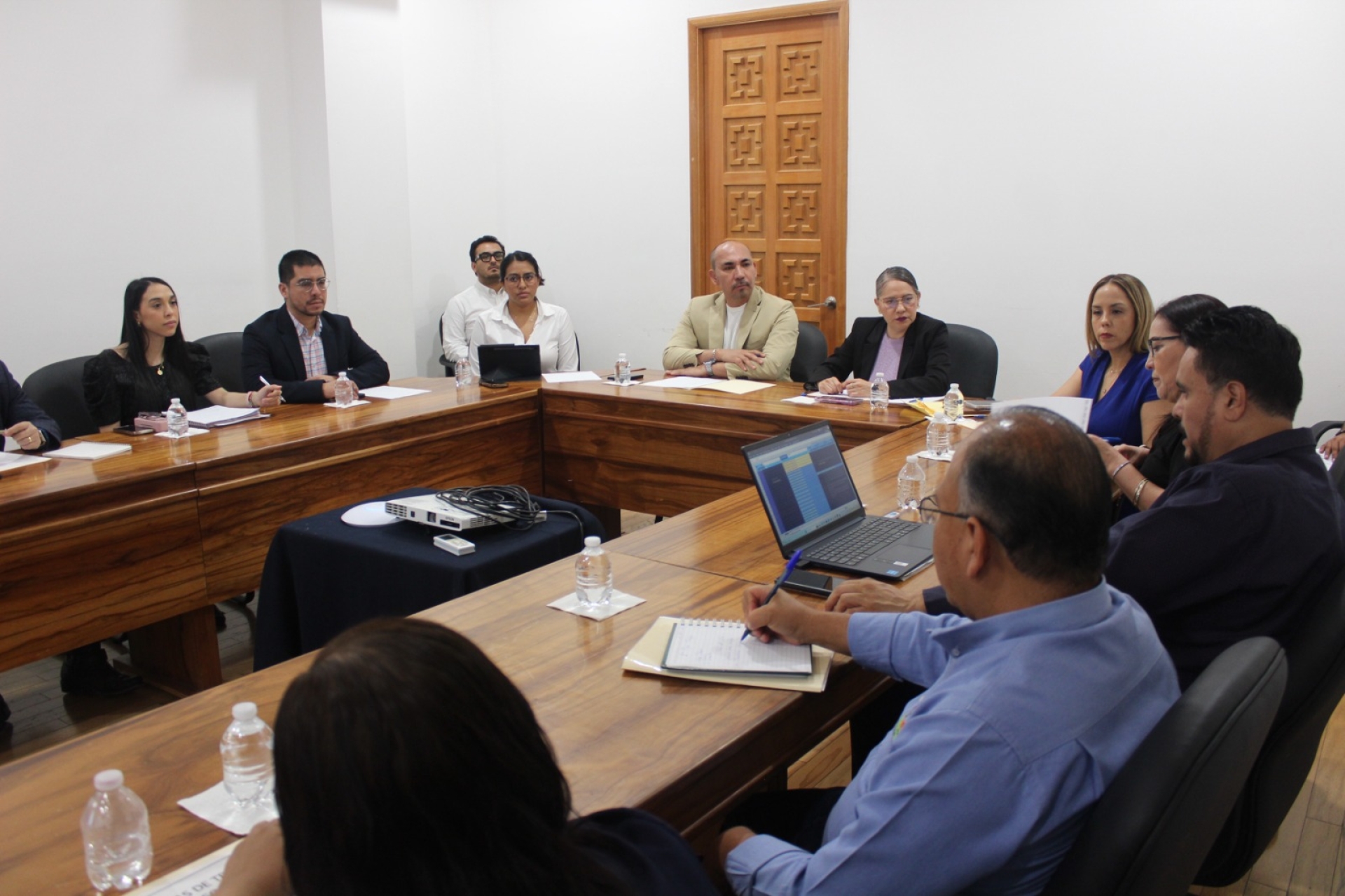 Instalan mesas de diálogo Gobierno de Morelos y sindicato de trabajadores