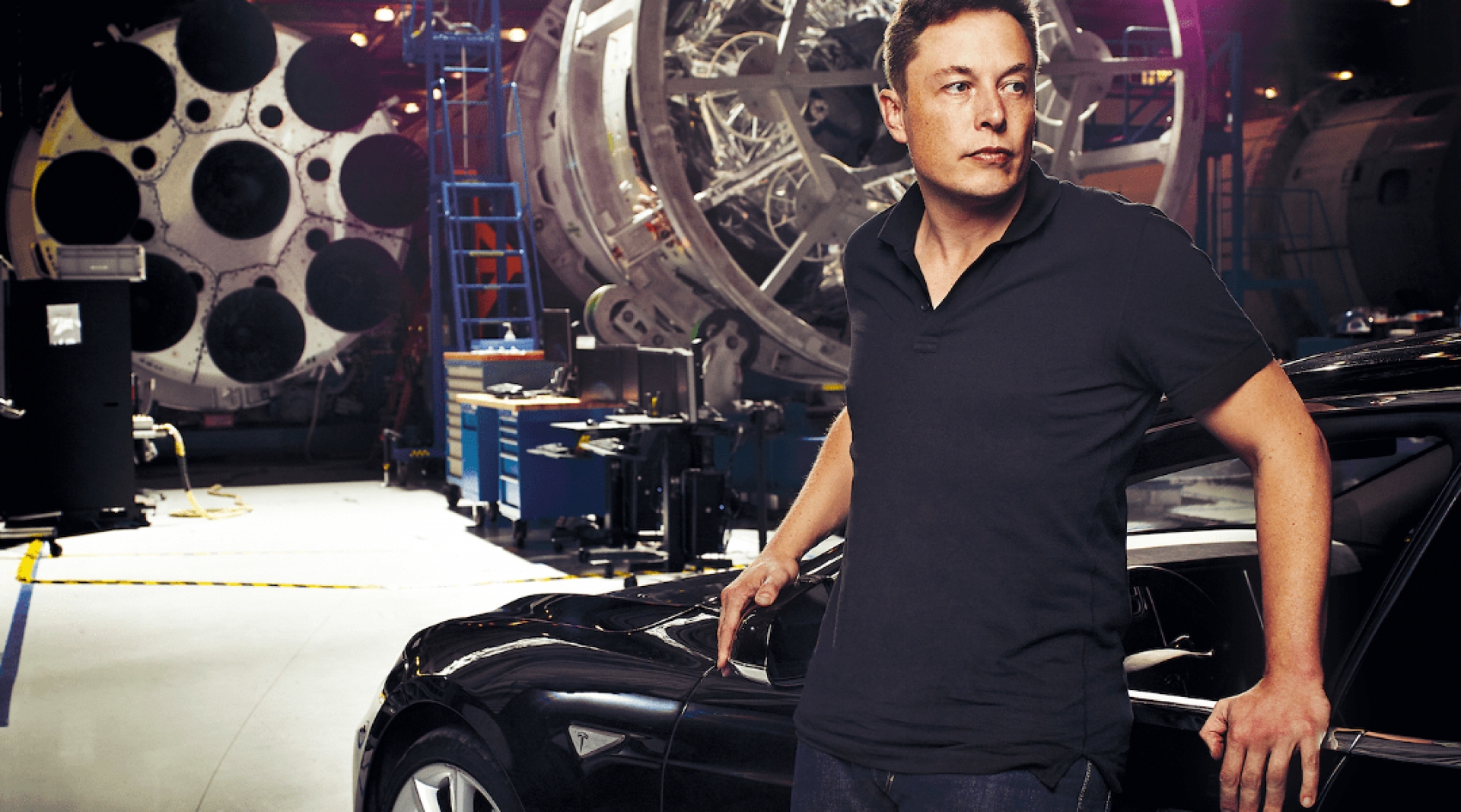 VIDEO: El recorrido de Elon Musk por su túnel futurista