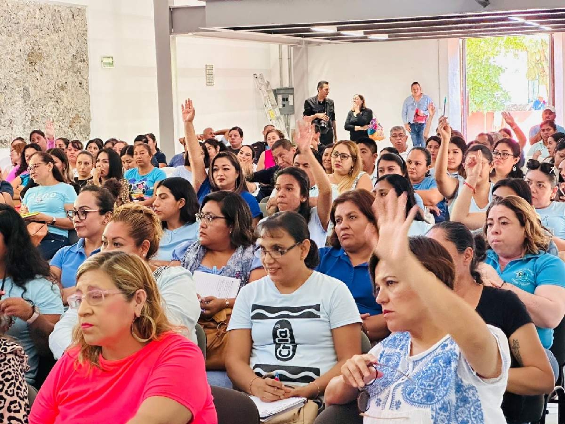 Imparten conferencia sobre autismo a docentes del sector 03 preescolar